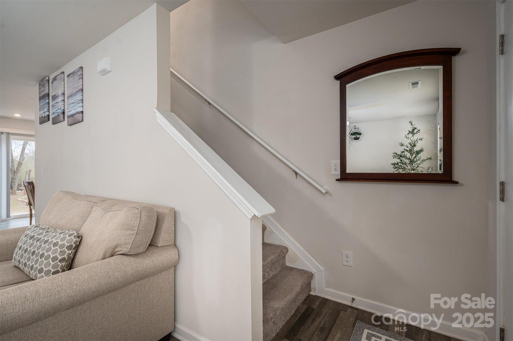 1587 Berkshire Drive