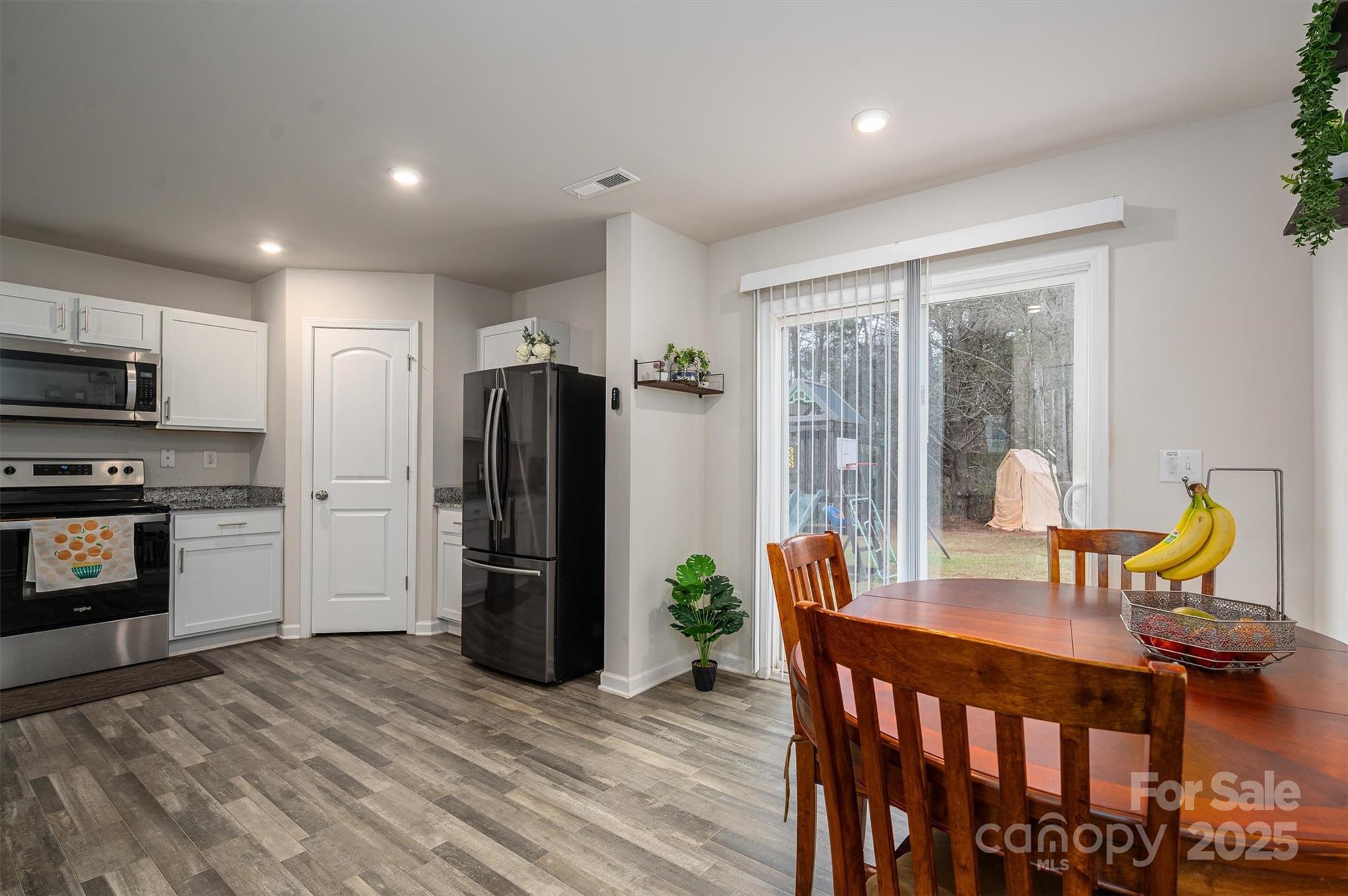 1587 Berkshire Drive