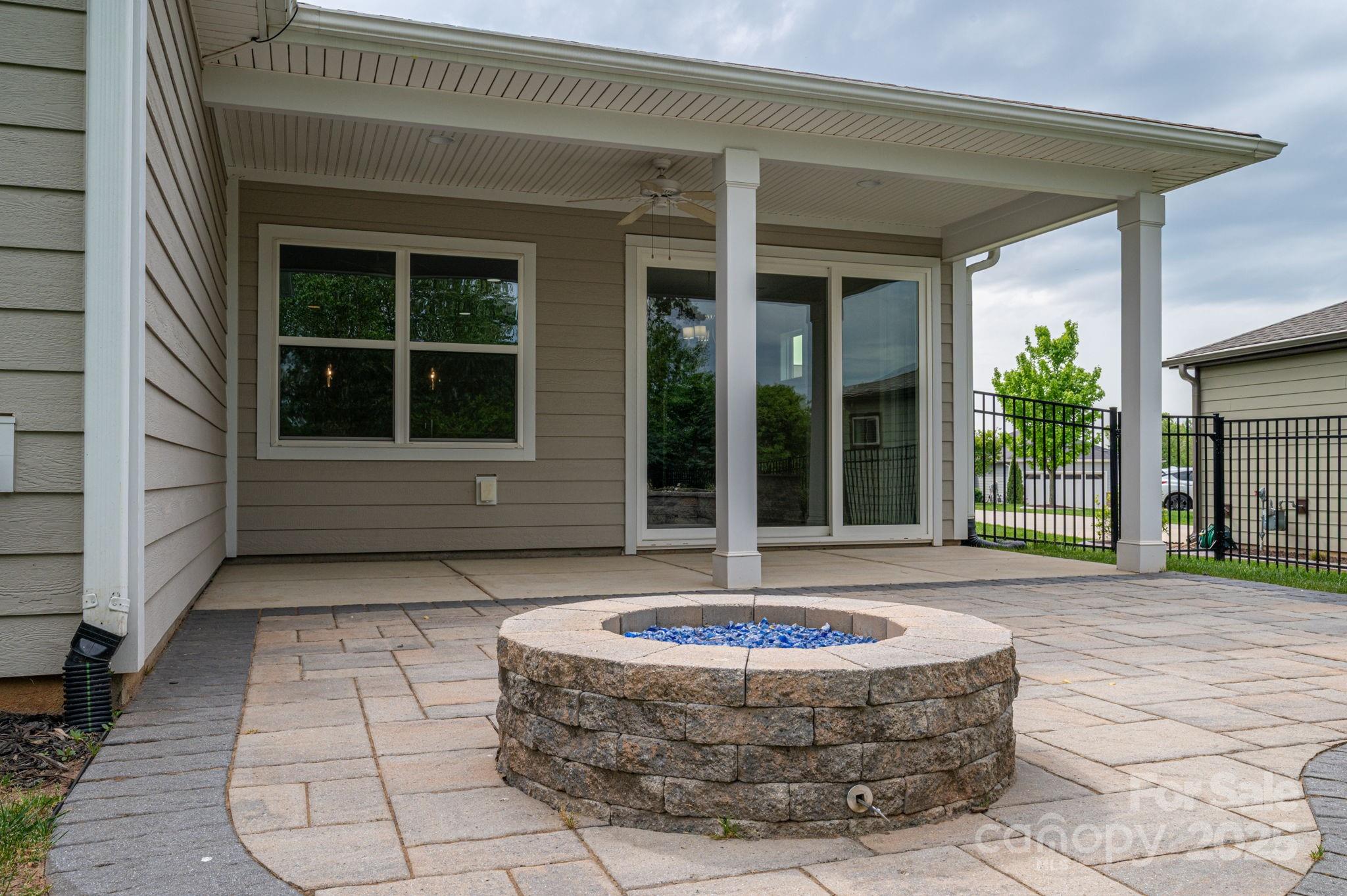 286 Hemlock Bluff Court