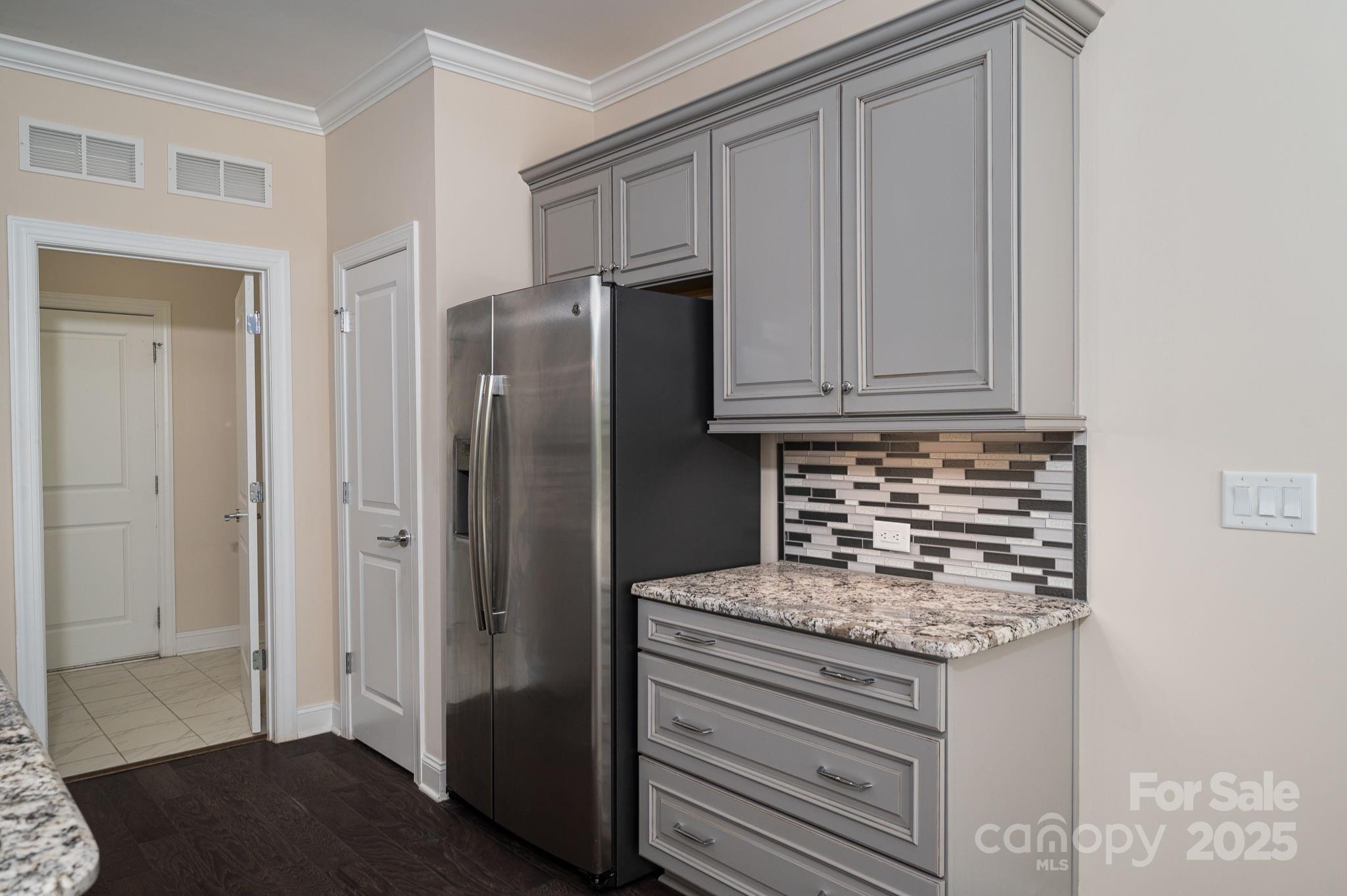 286 Hemlock Bluff Court