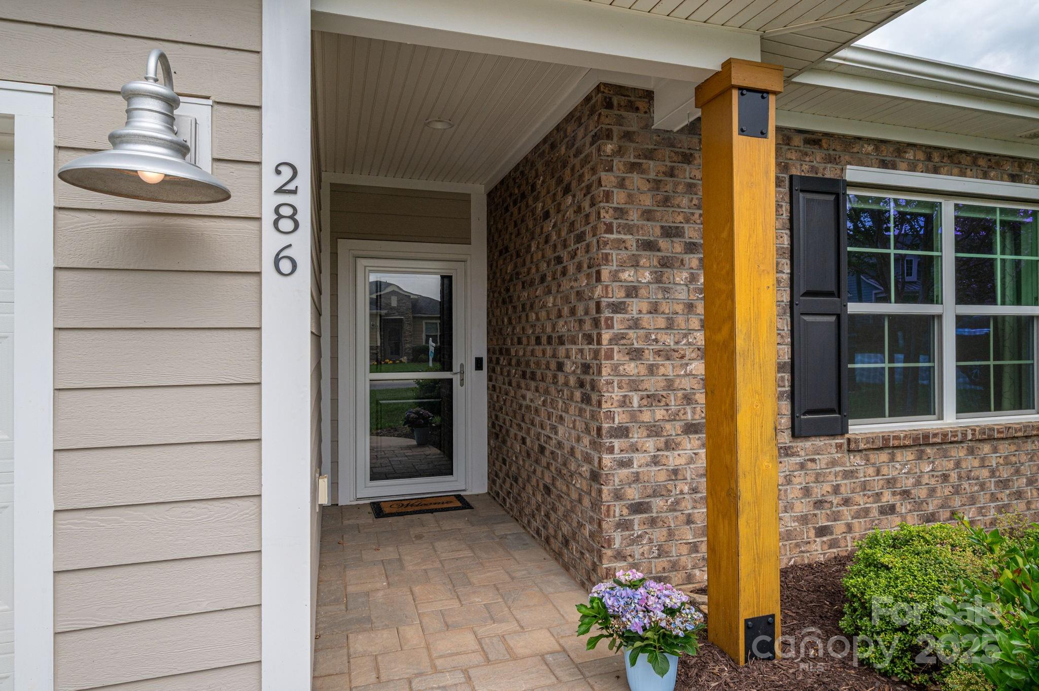 286 Hemlock Bluff Court