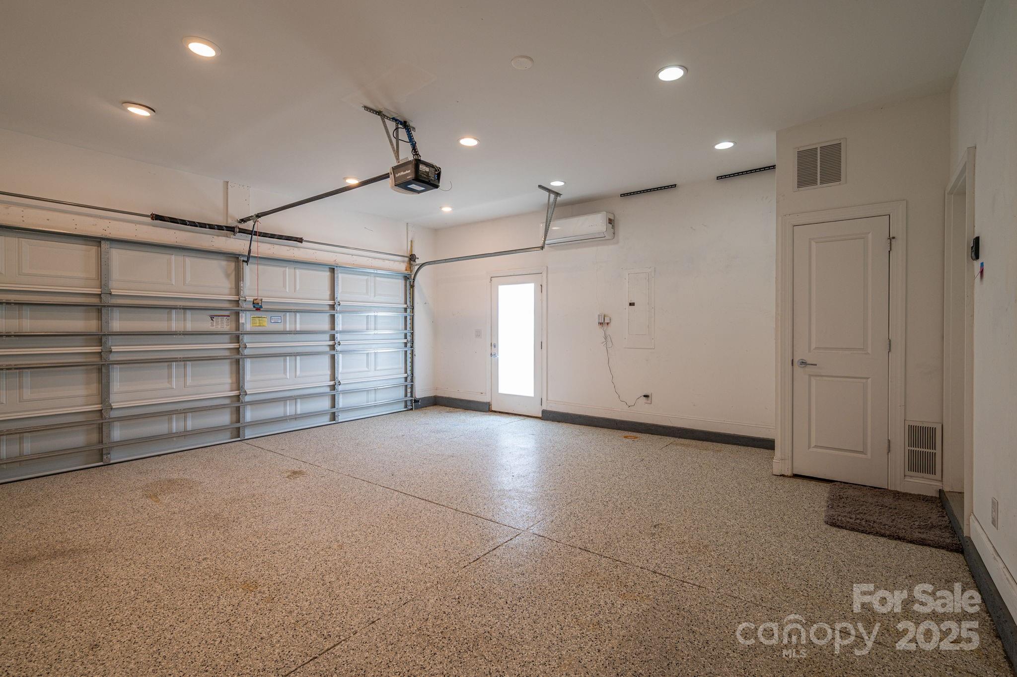 286 Hemlock Bluff Court