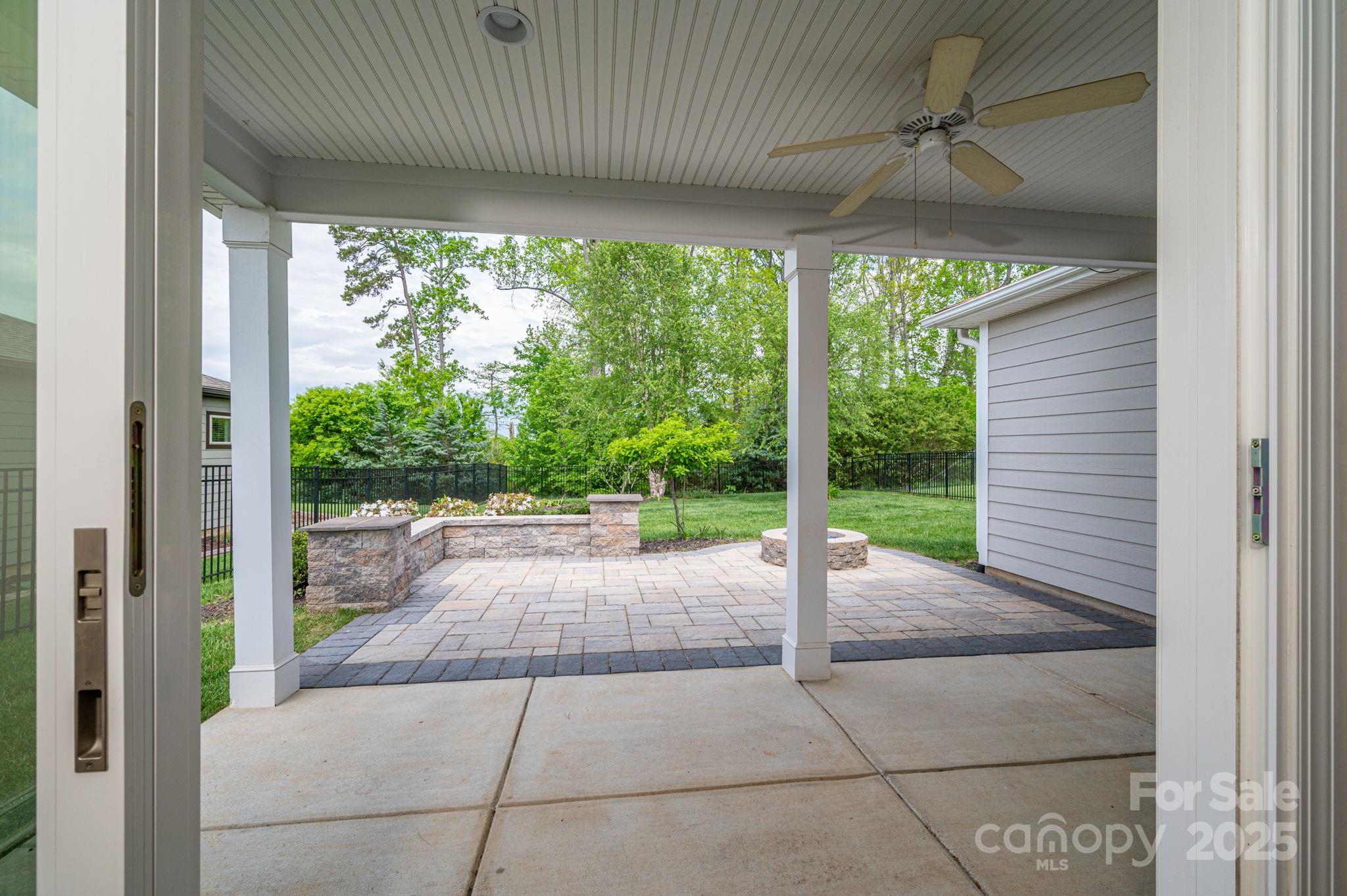 286 Hemlock Bluff Court