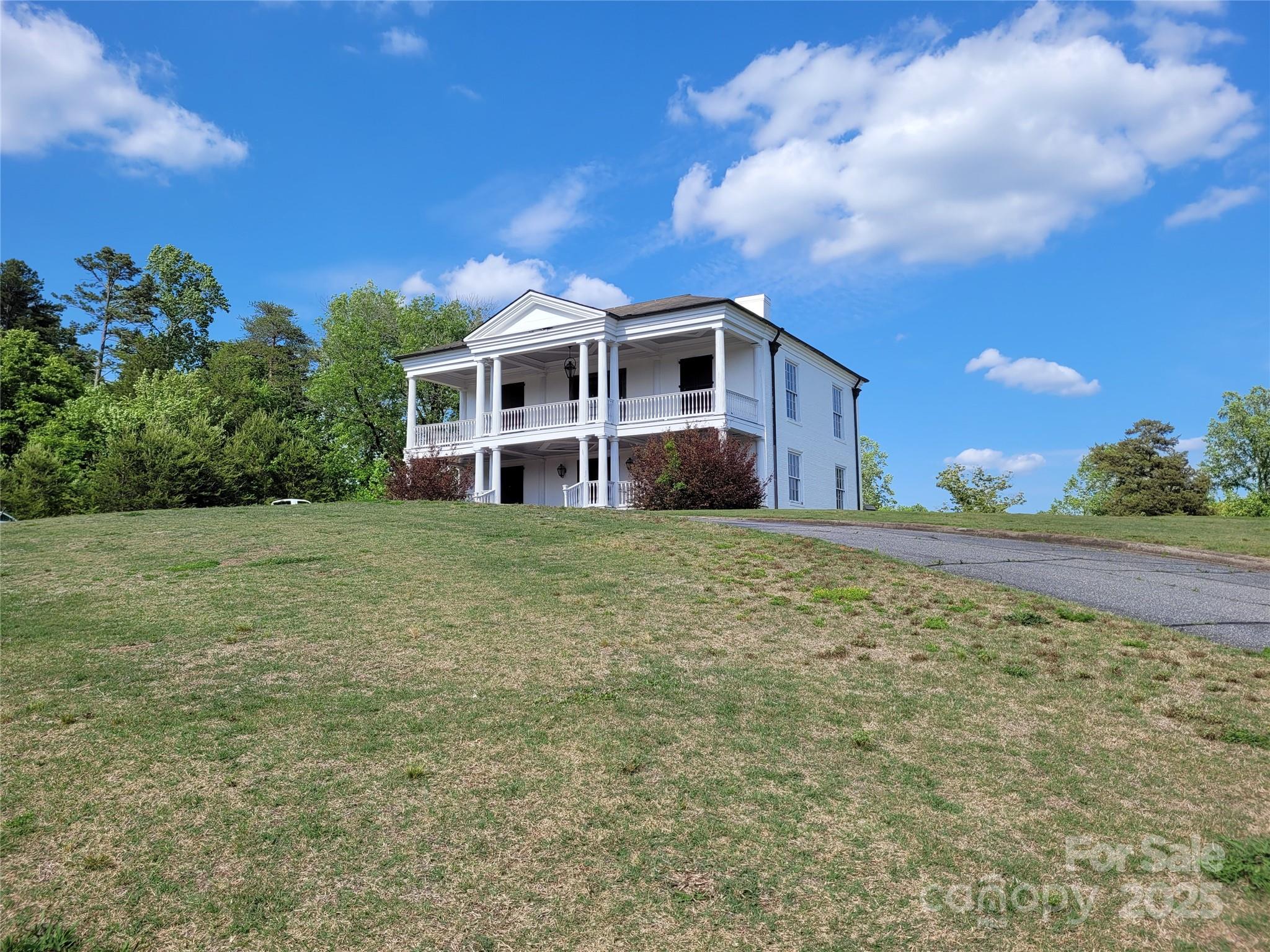 00 Washburn Lane