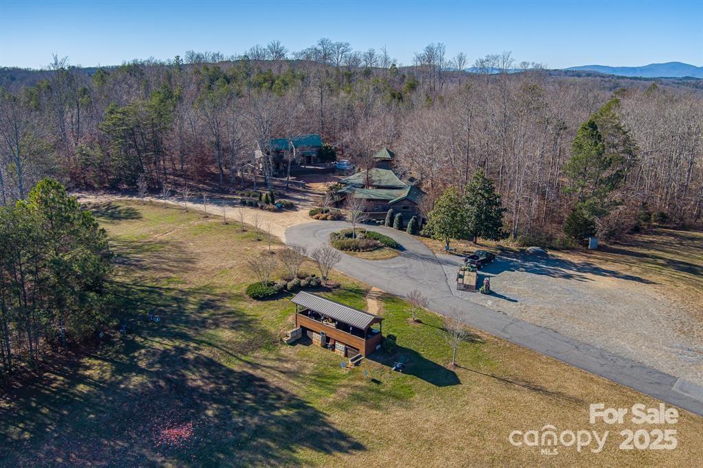 5 lot Annapolis Court