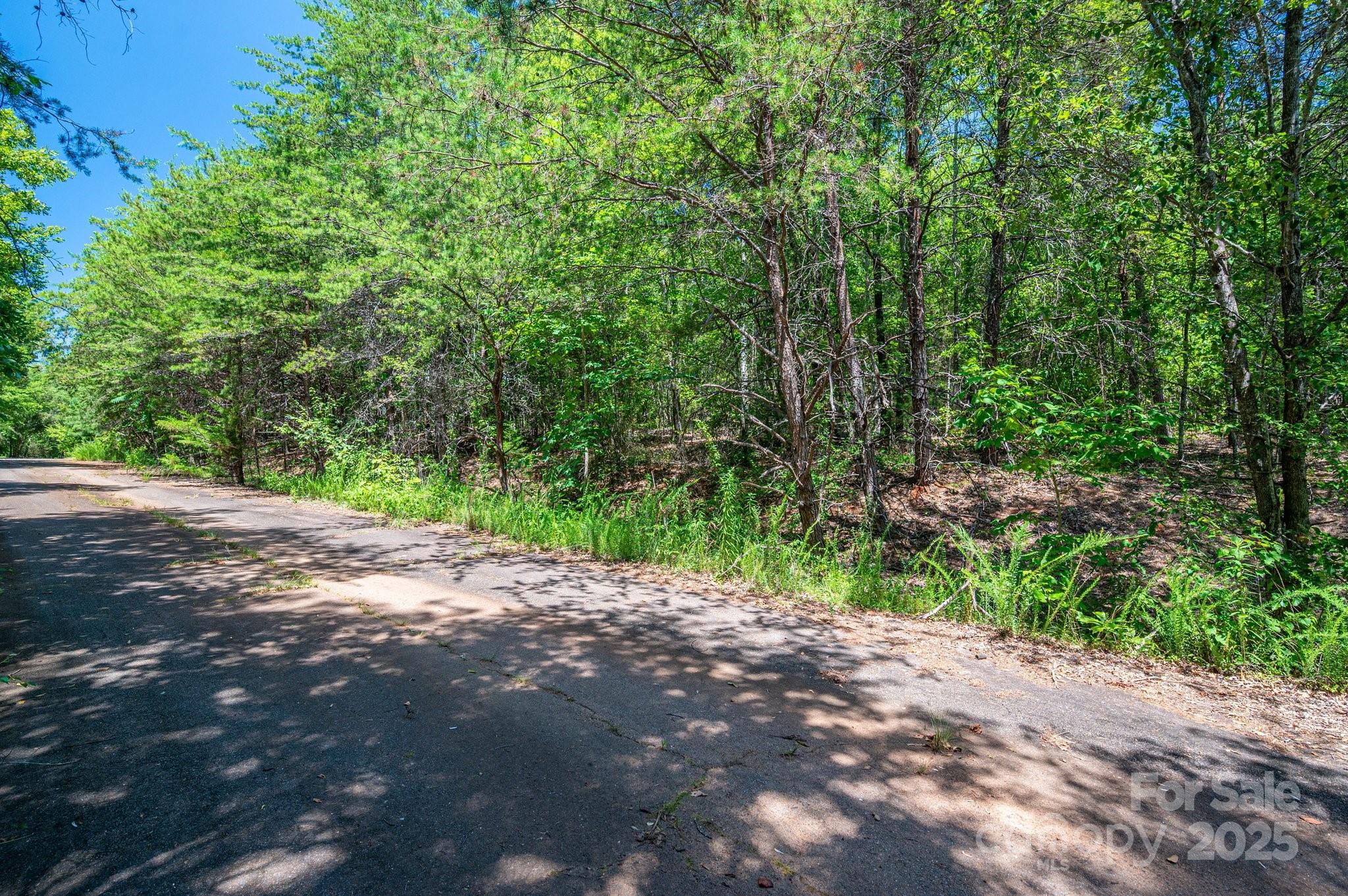 135 Heatherwood Drive