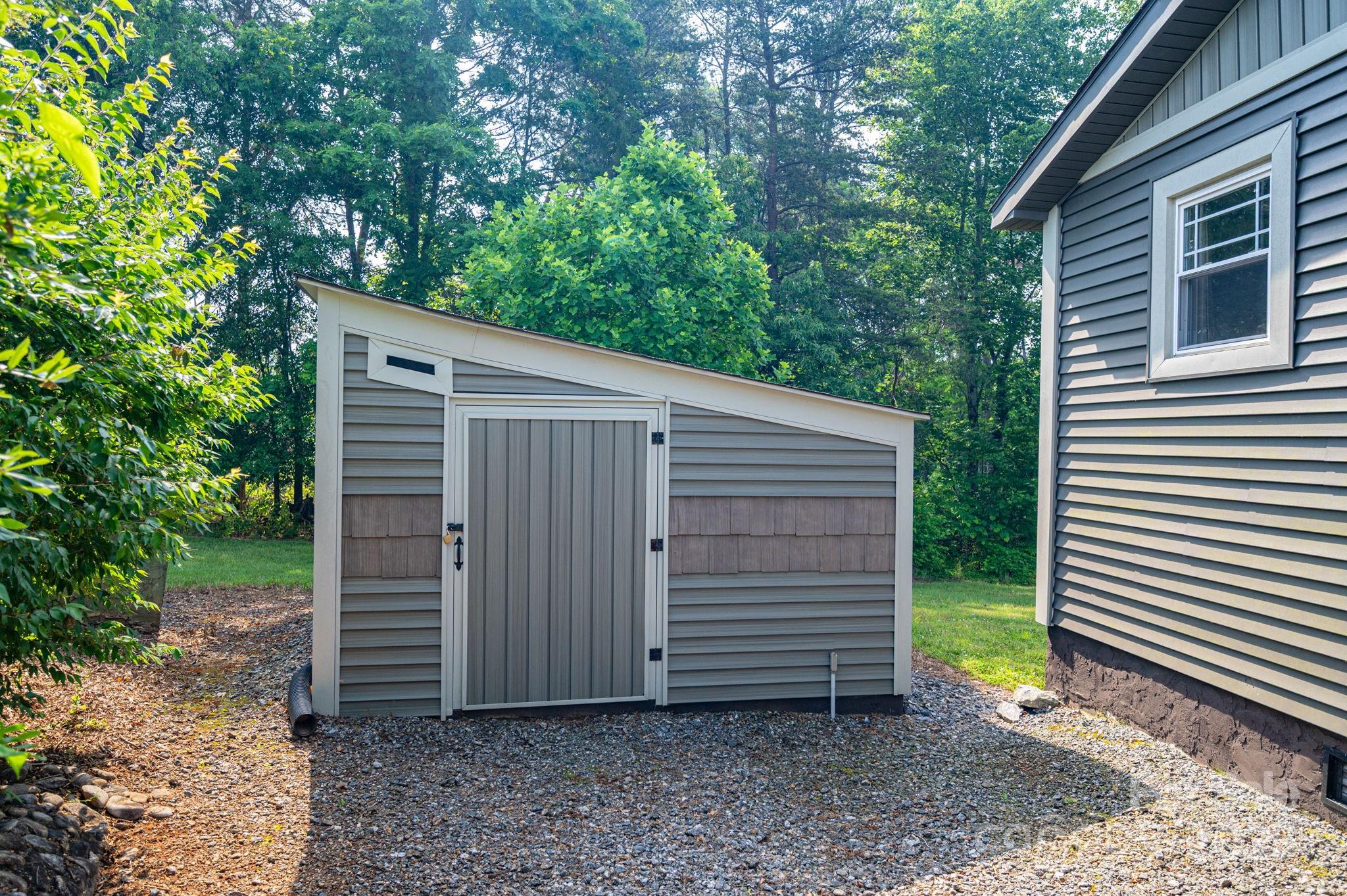 2420 Timberland Hills Drive