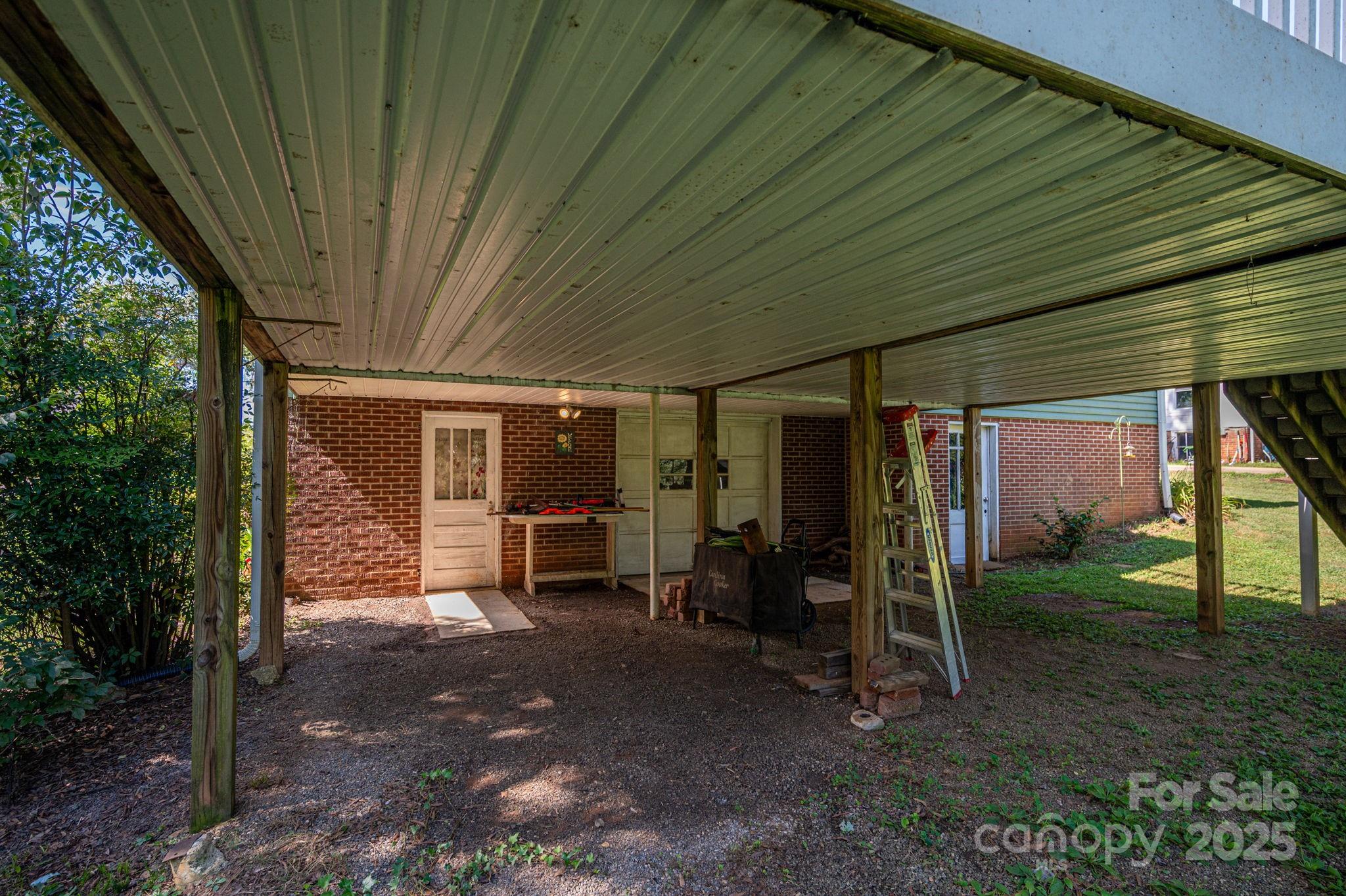 411 Arlington Street