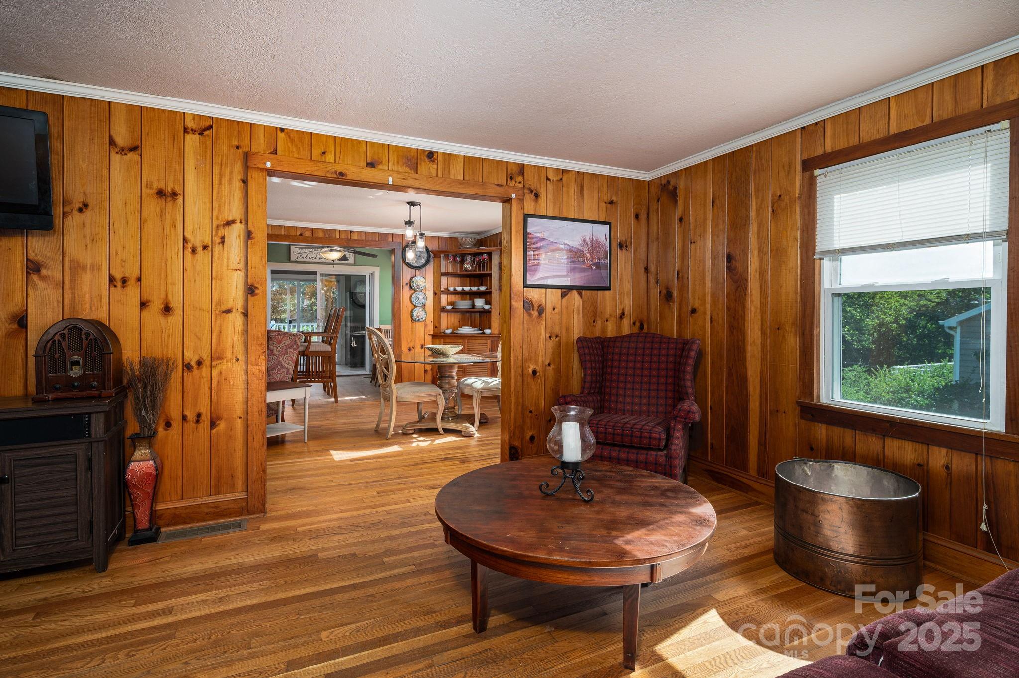 411 Arlington Street