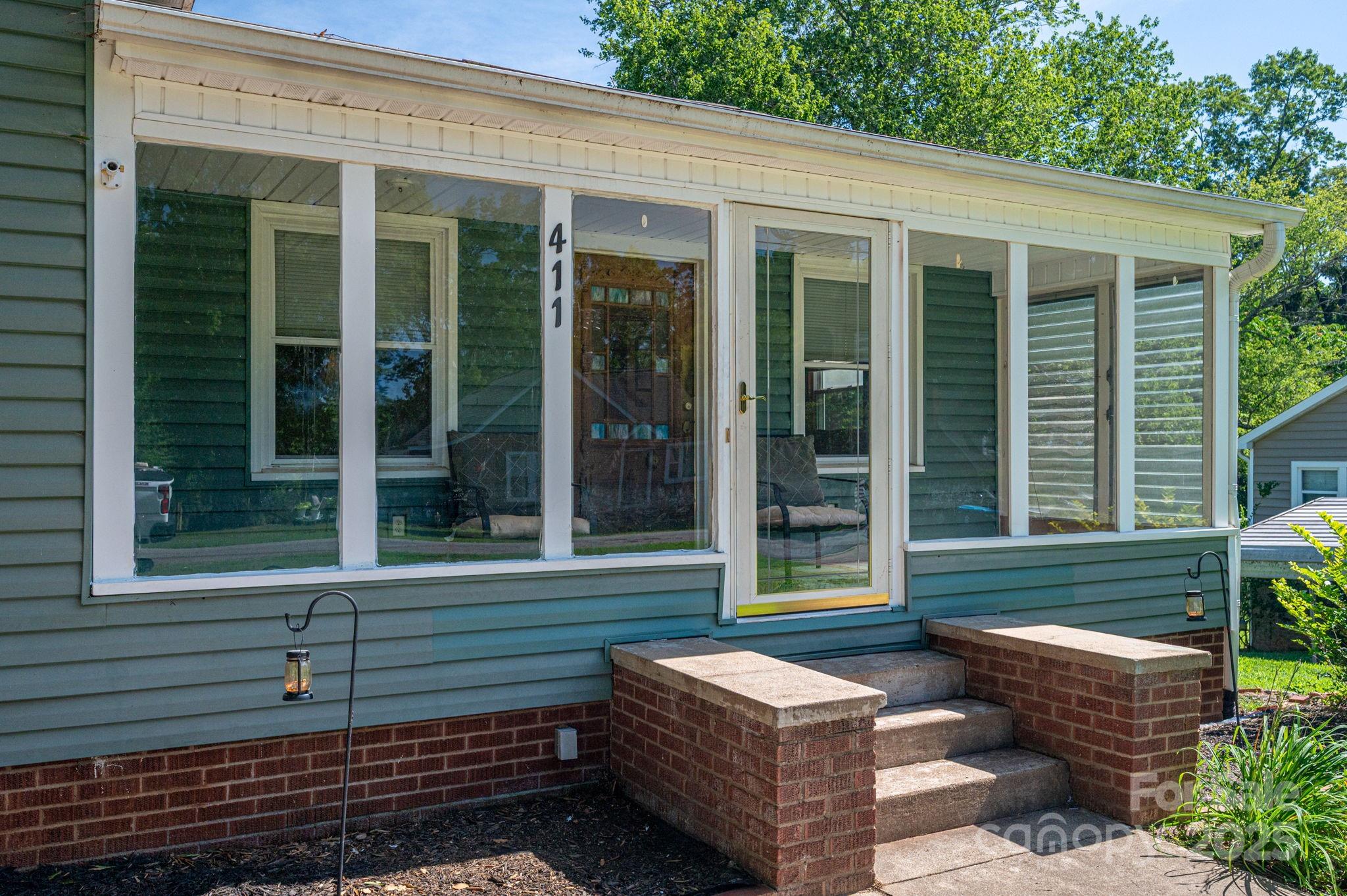 411 Arlington Street