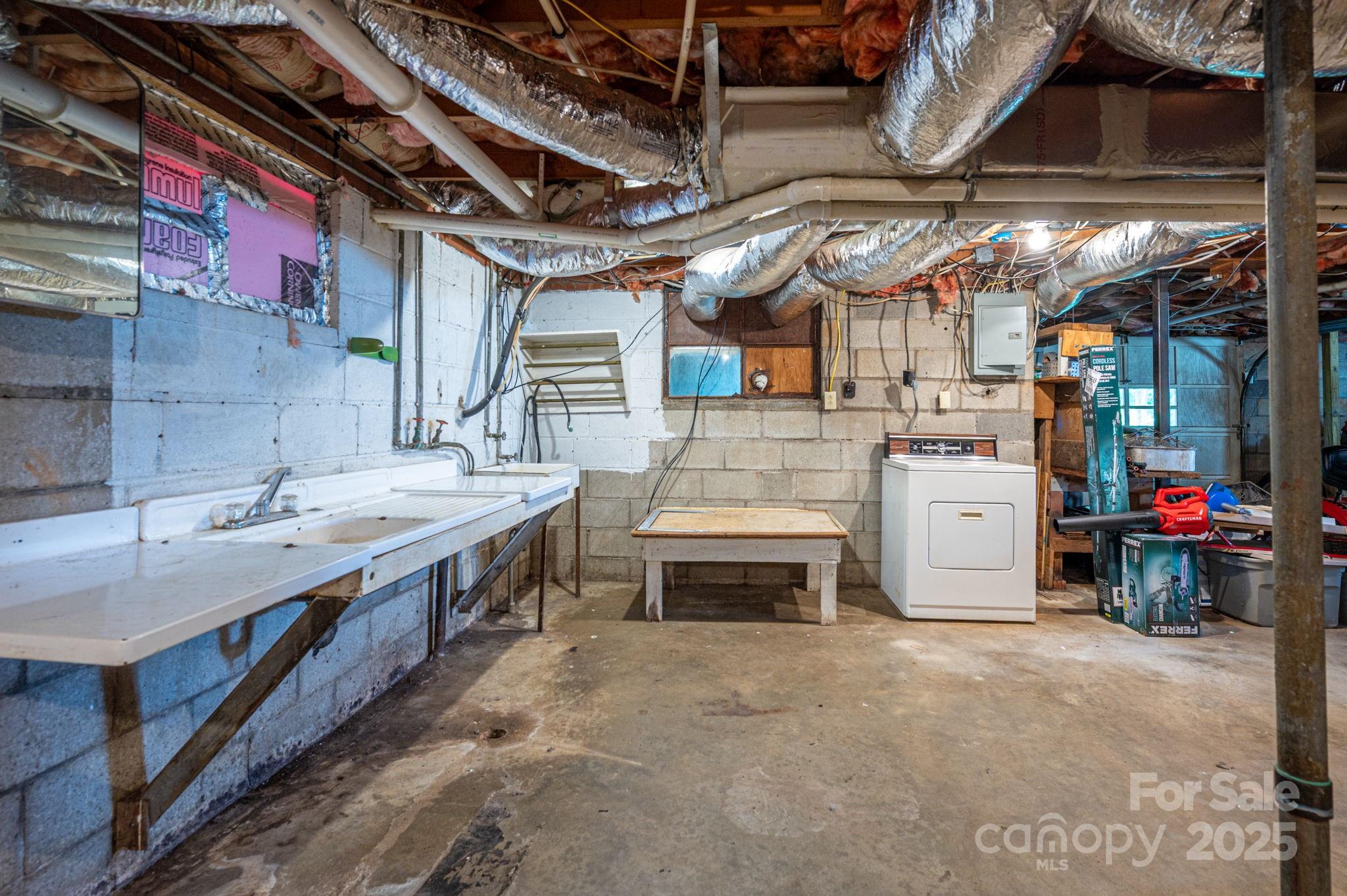 411 Arlington Street