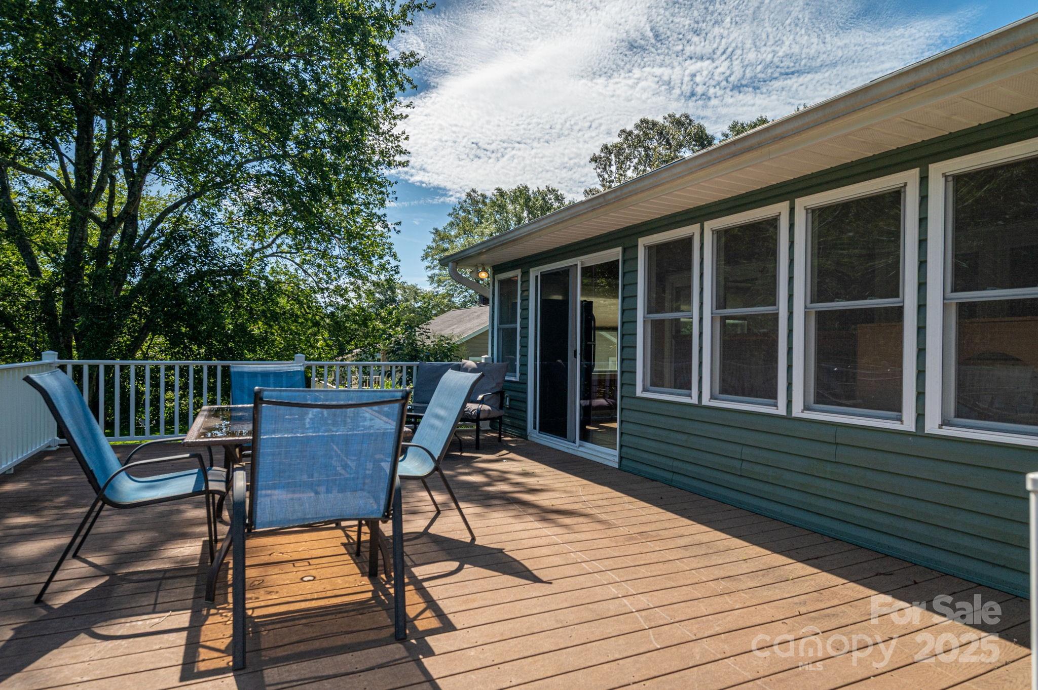 411 Arlington Street