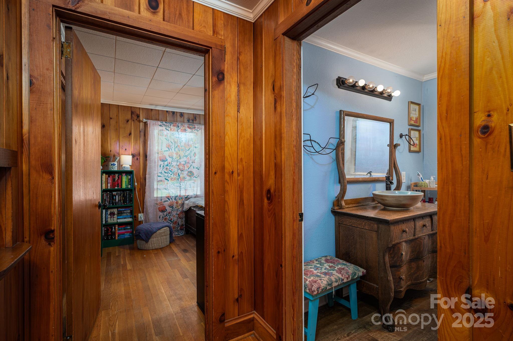 411 Arlington Street