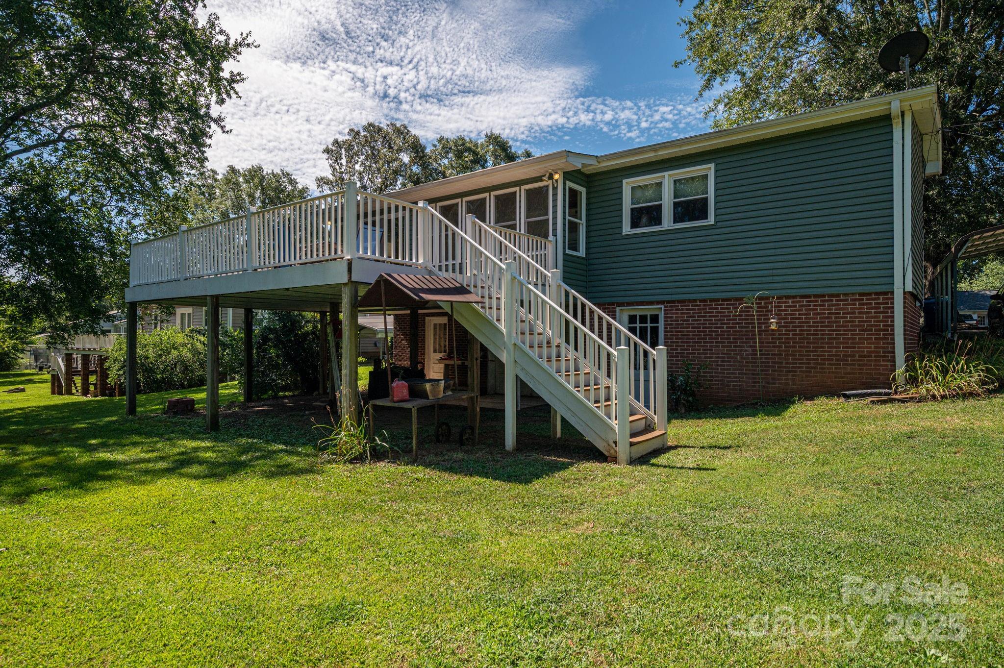 411 Arlington Street