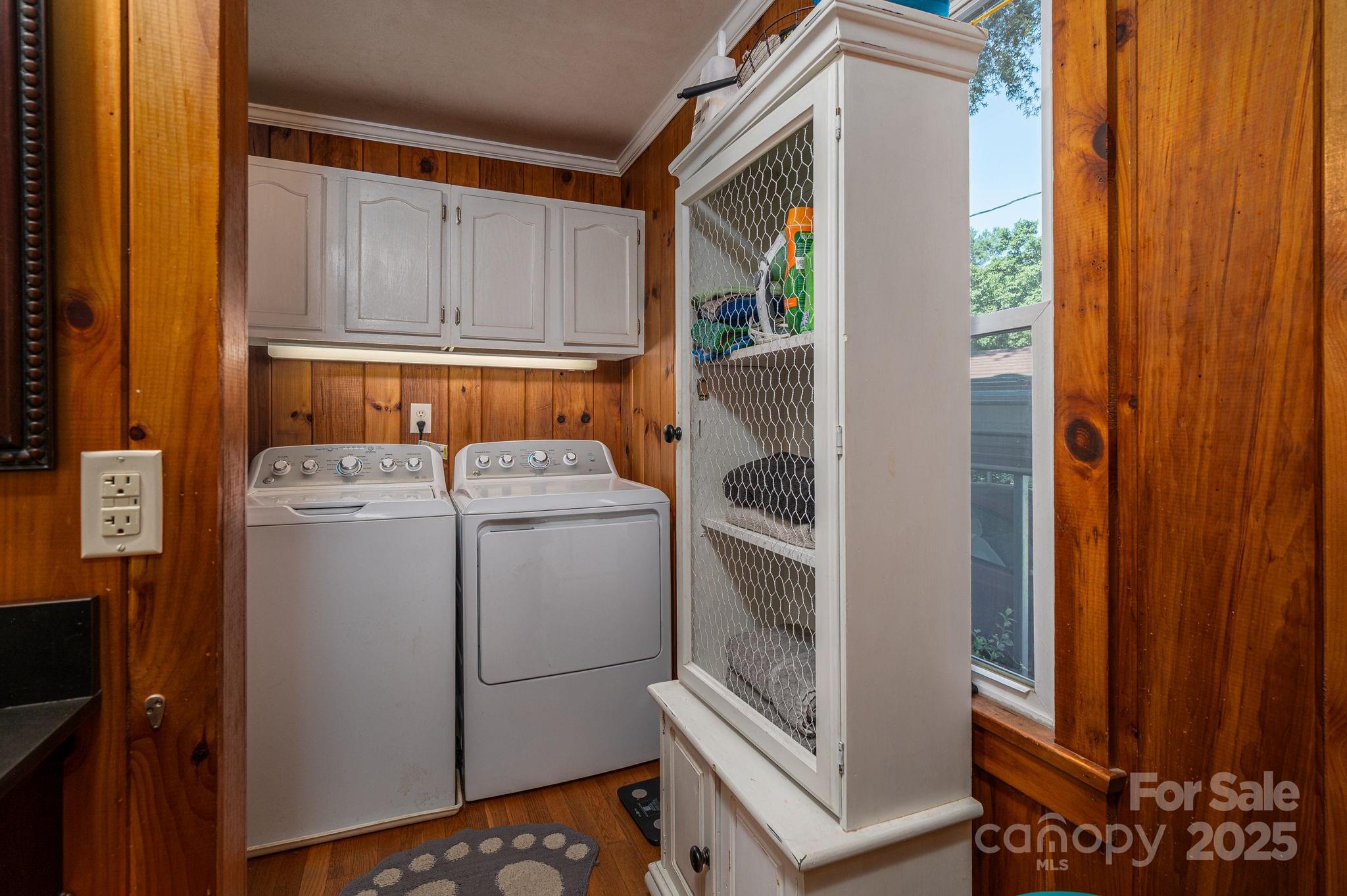 411 Arlington Street