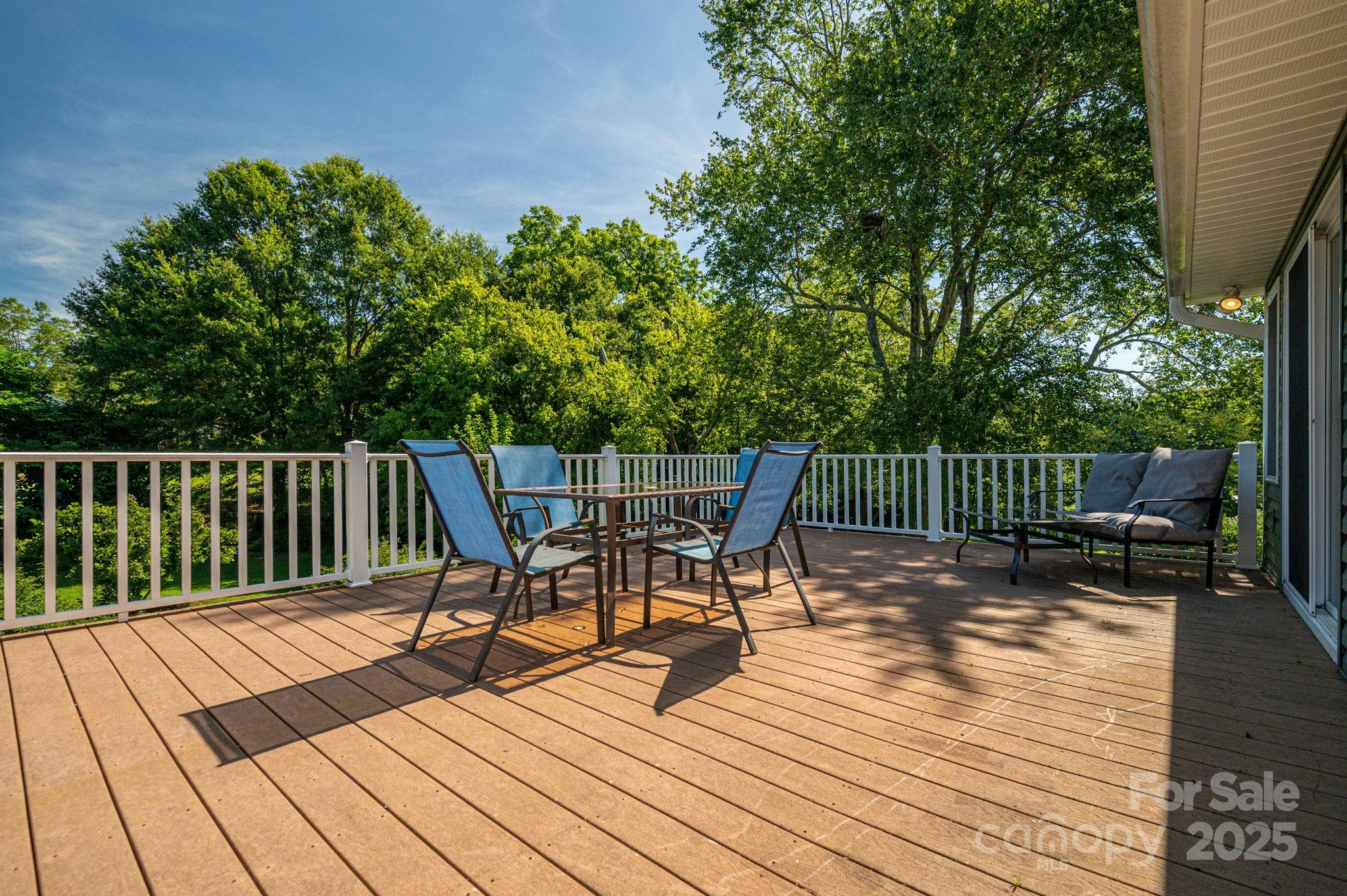 411 Arlington Street