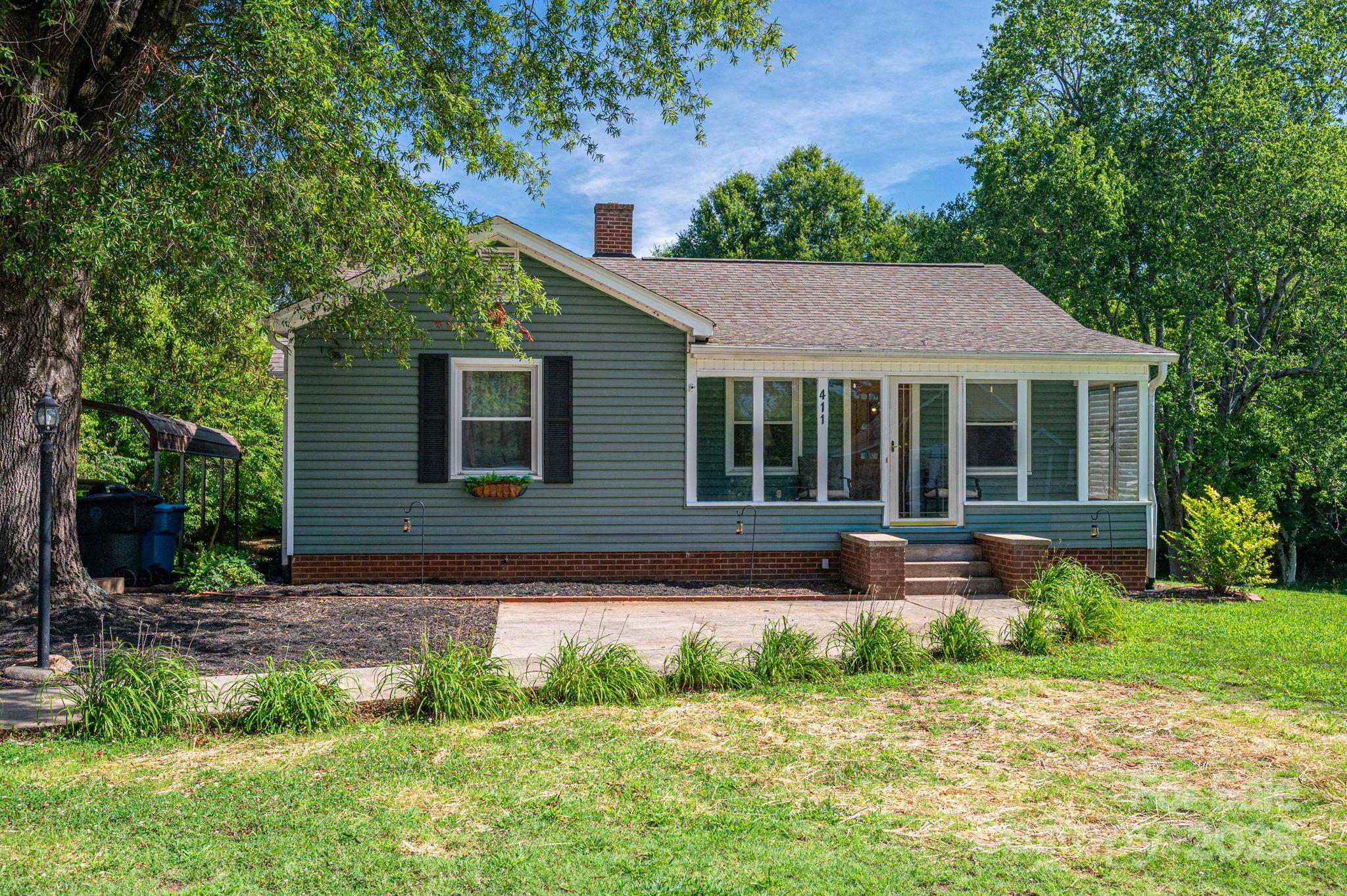 411 Arlington Street