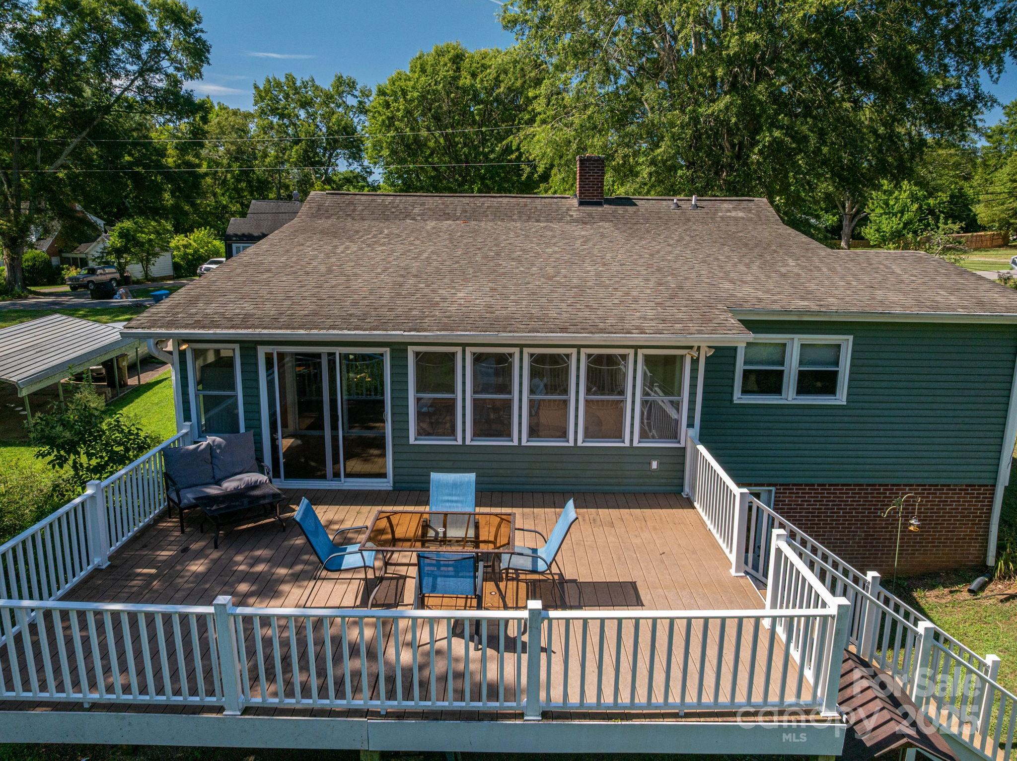 411 Arlington Street