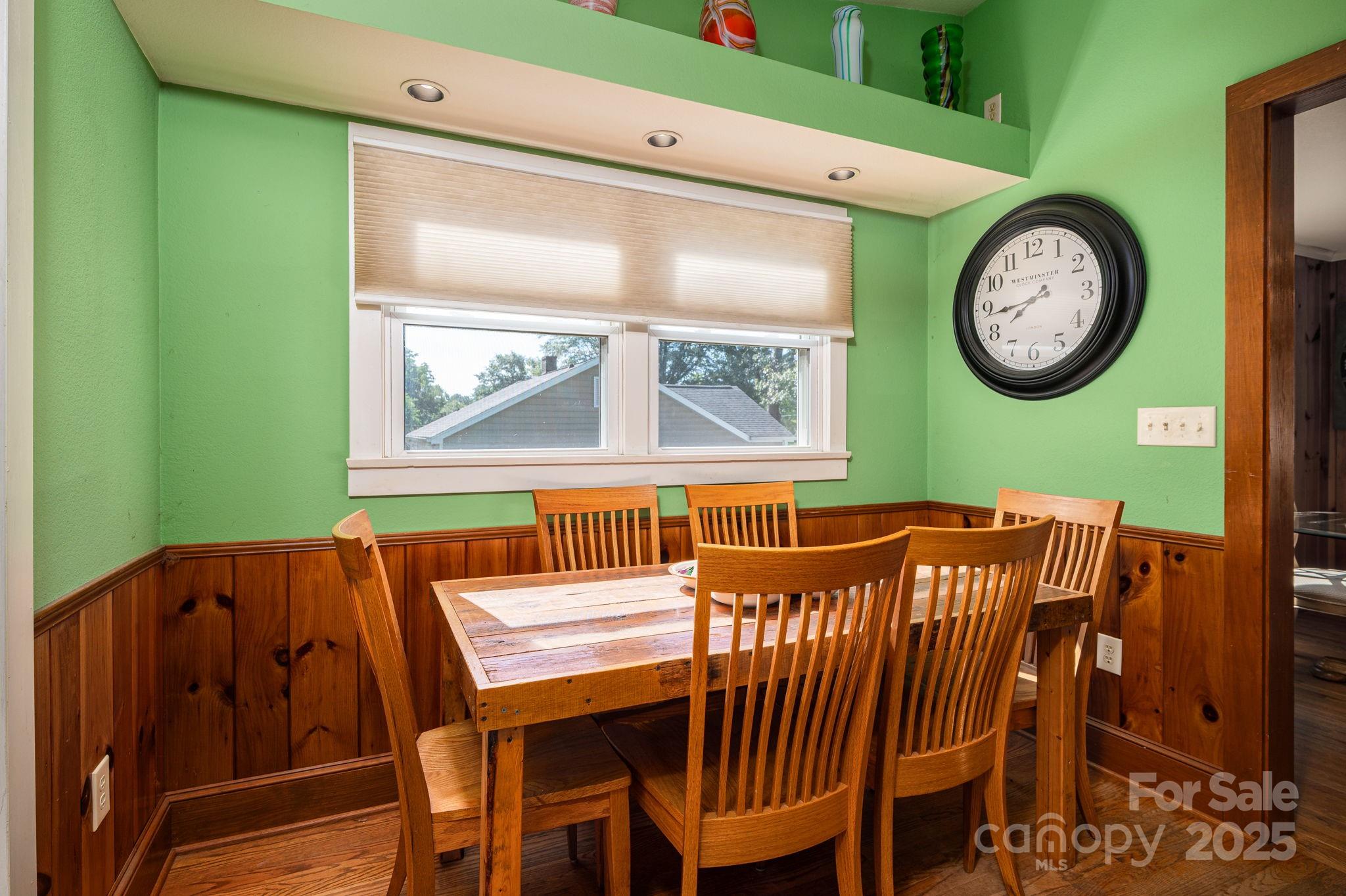 411 Arlington Street