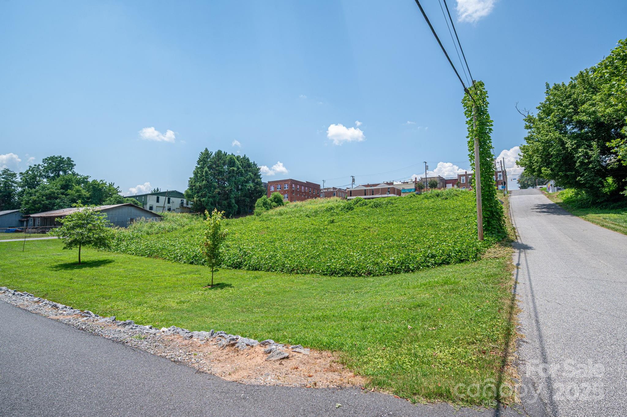 00 E 1st Street