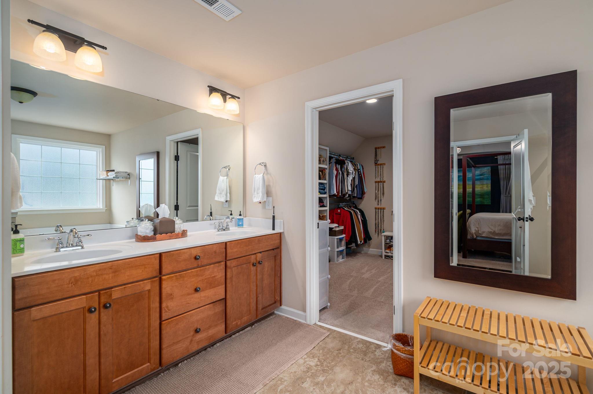 7228 Stableford Lane