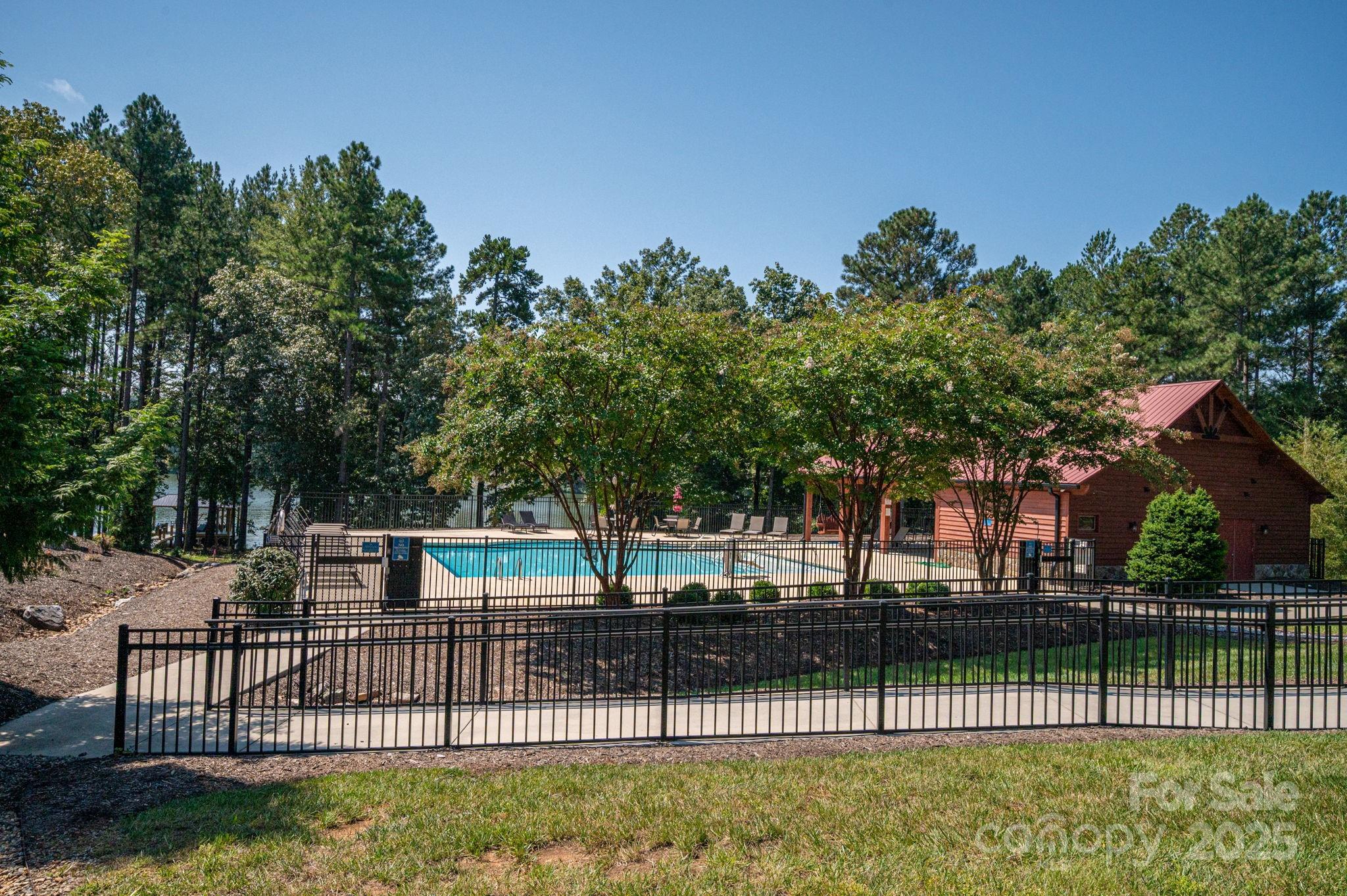 000 Coveside Drive Unit: 144