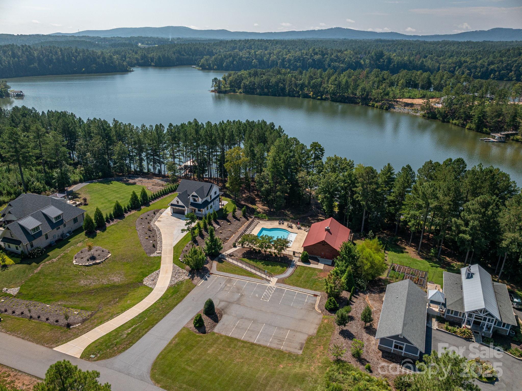 000 Coveside Drive Unit: 144