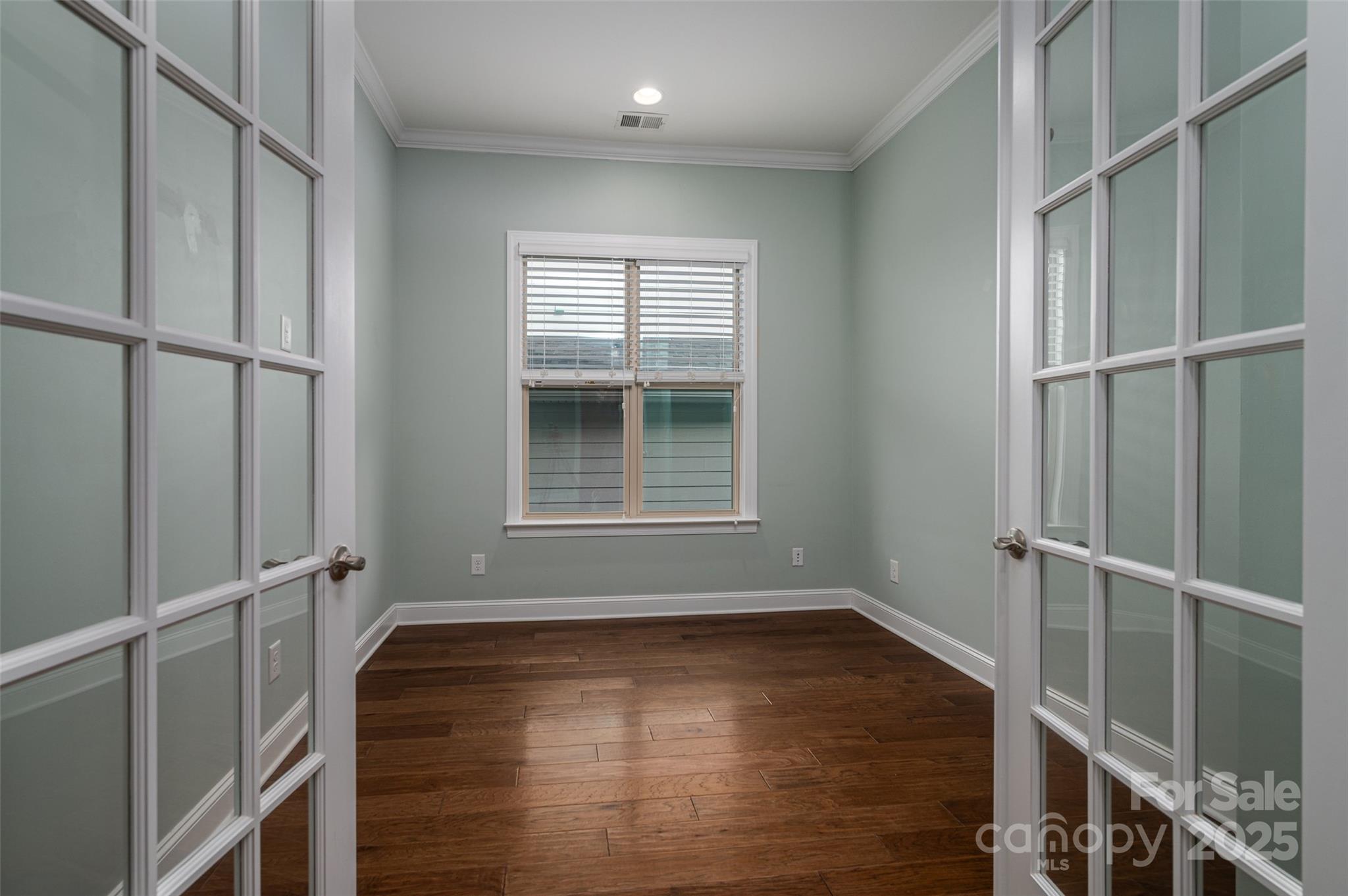 1243 Greenland Drive