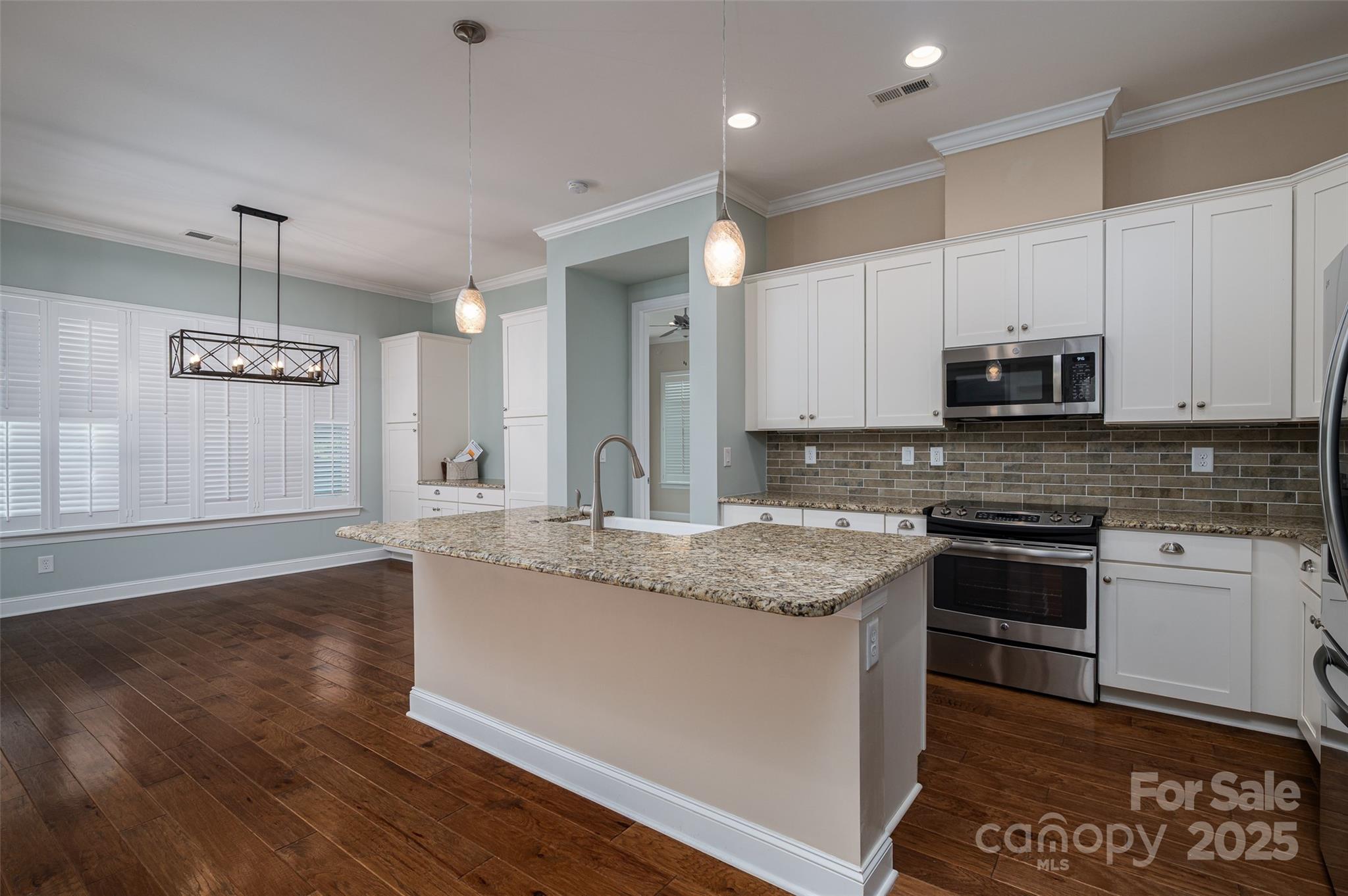 1243 Greenland Drive