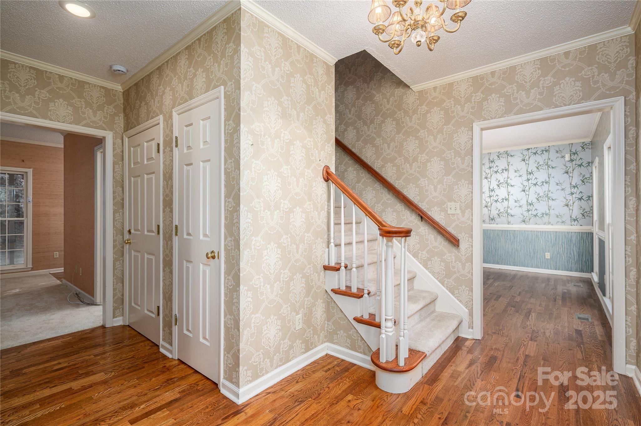 240 37th Avenue Place NW