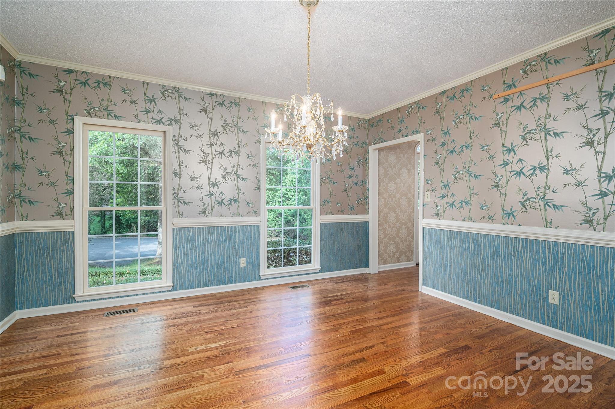 240 37th Avenue Place NW