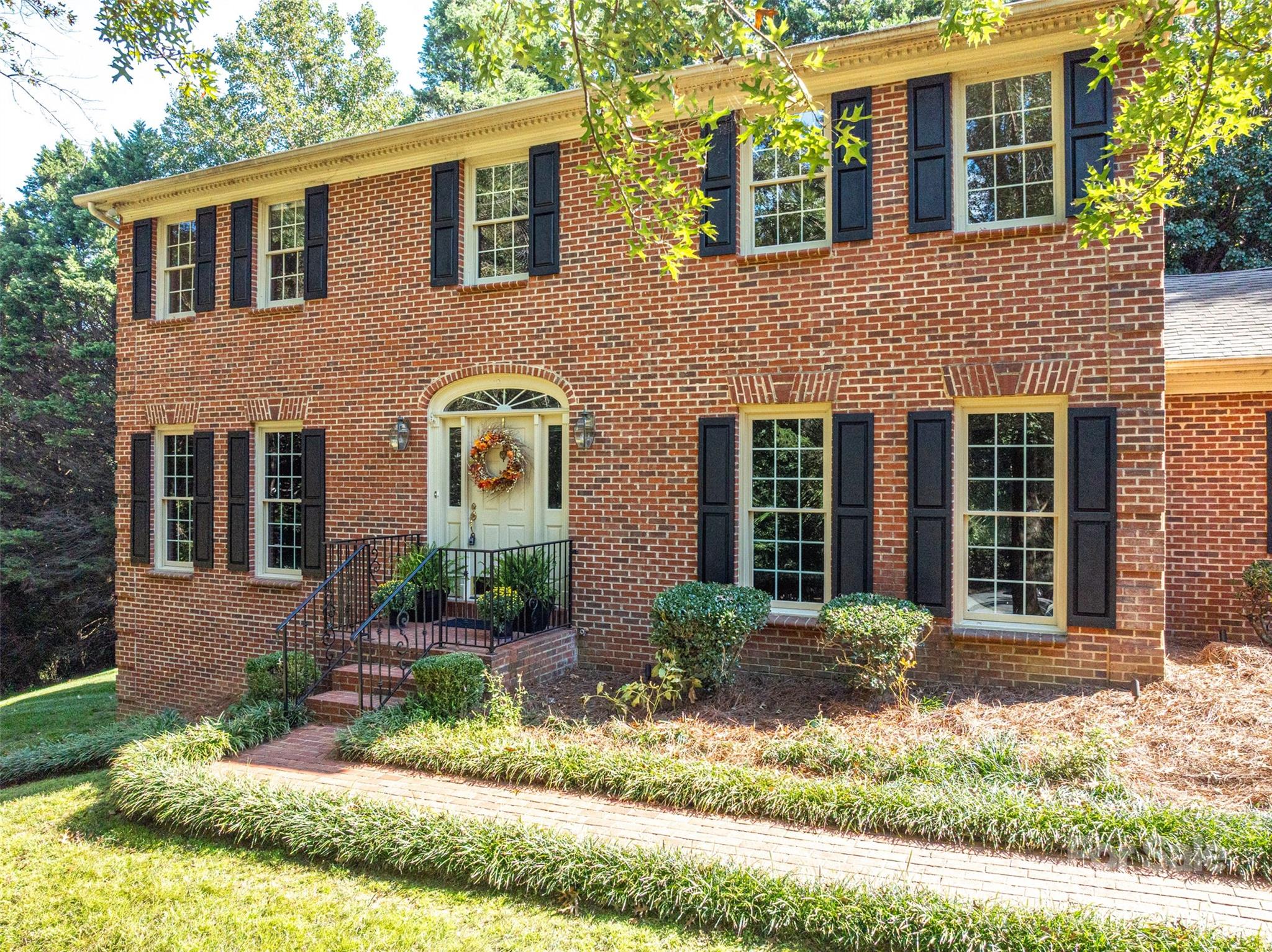 240 37th Avenue Place NW