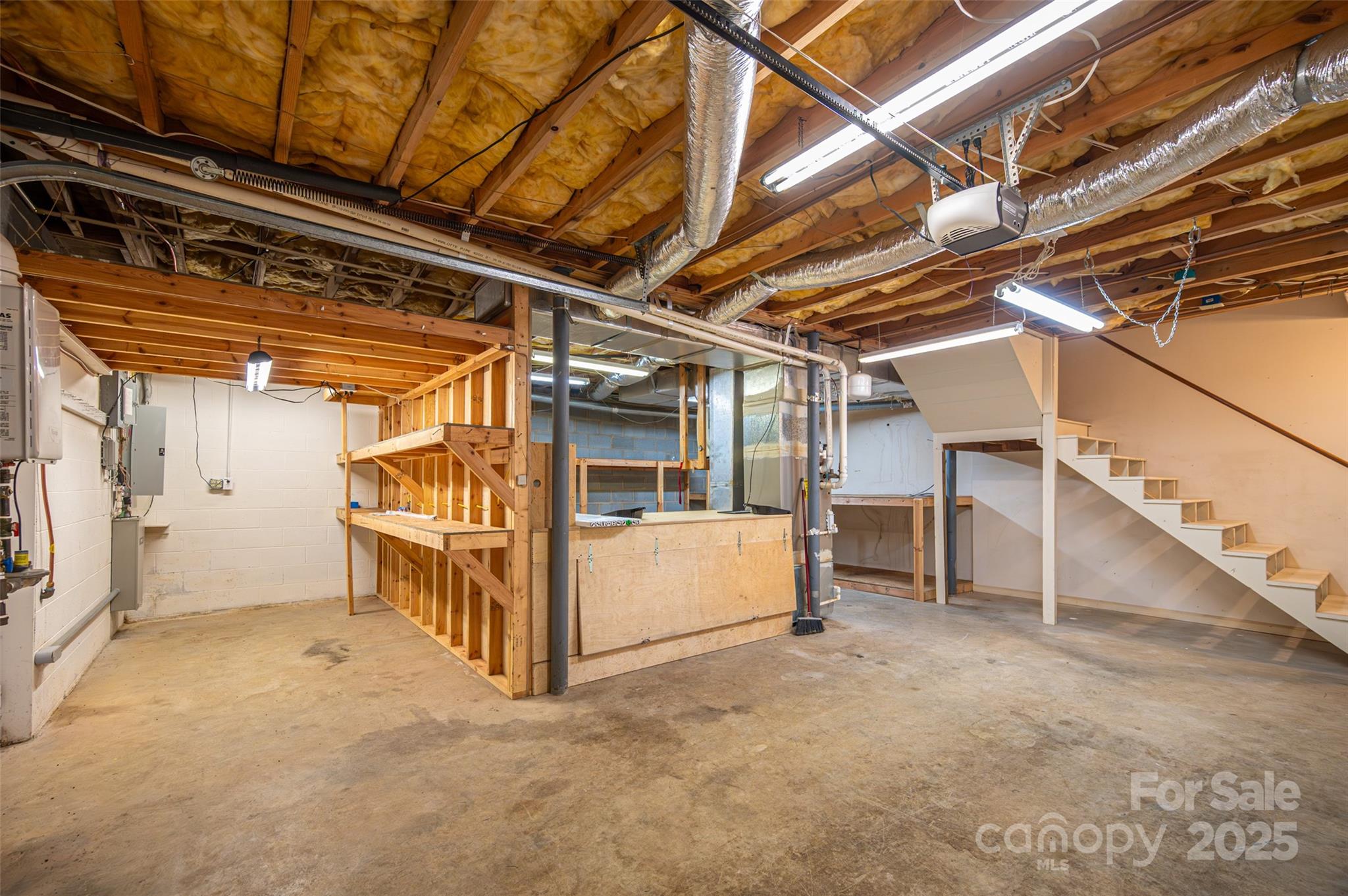 240 37th Avenue Place NW