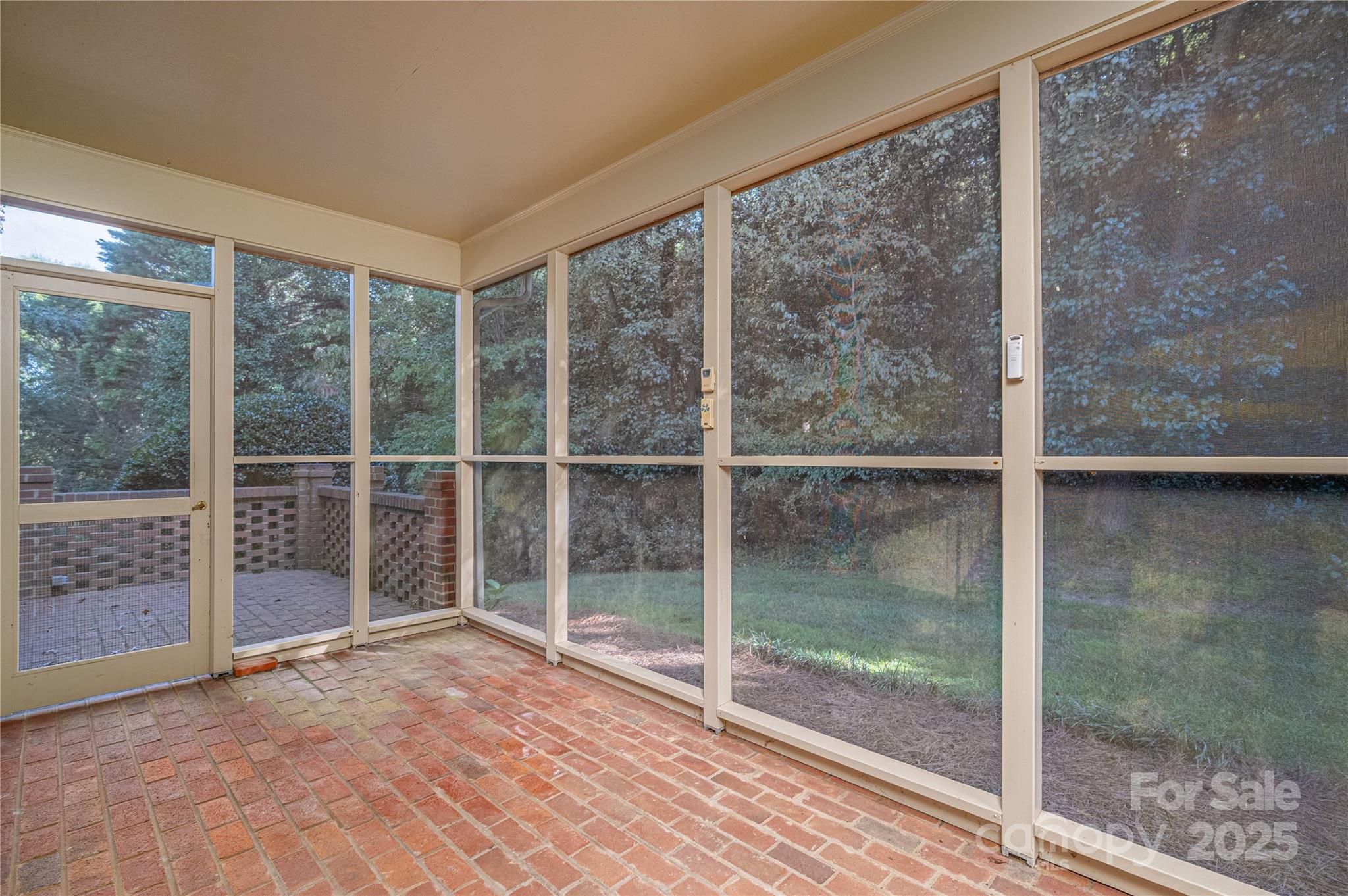 240 37th Avenue Place NW