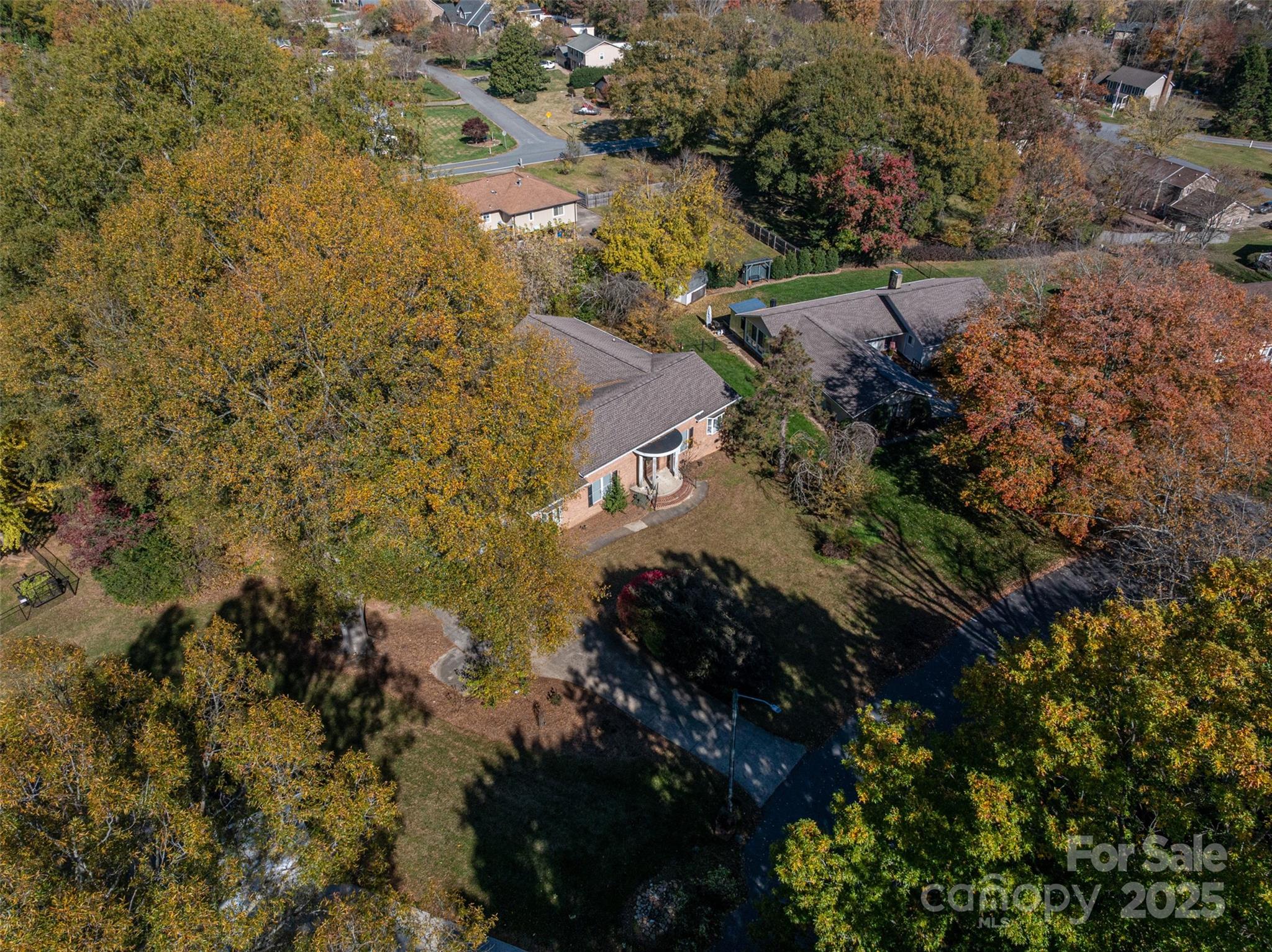 991 36th Avenue Court NE