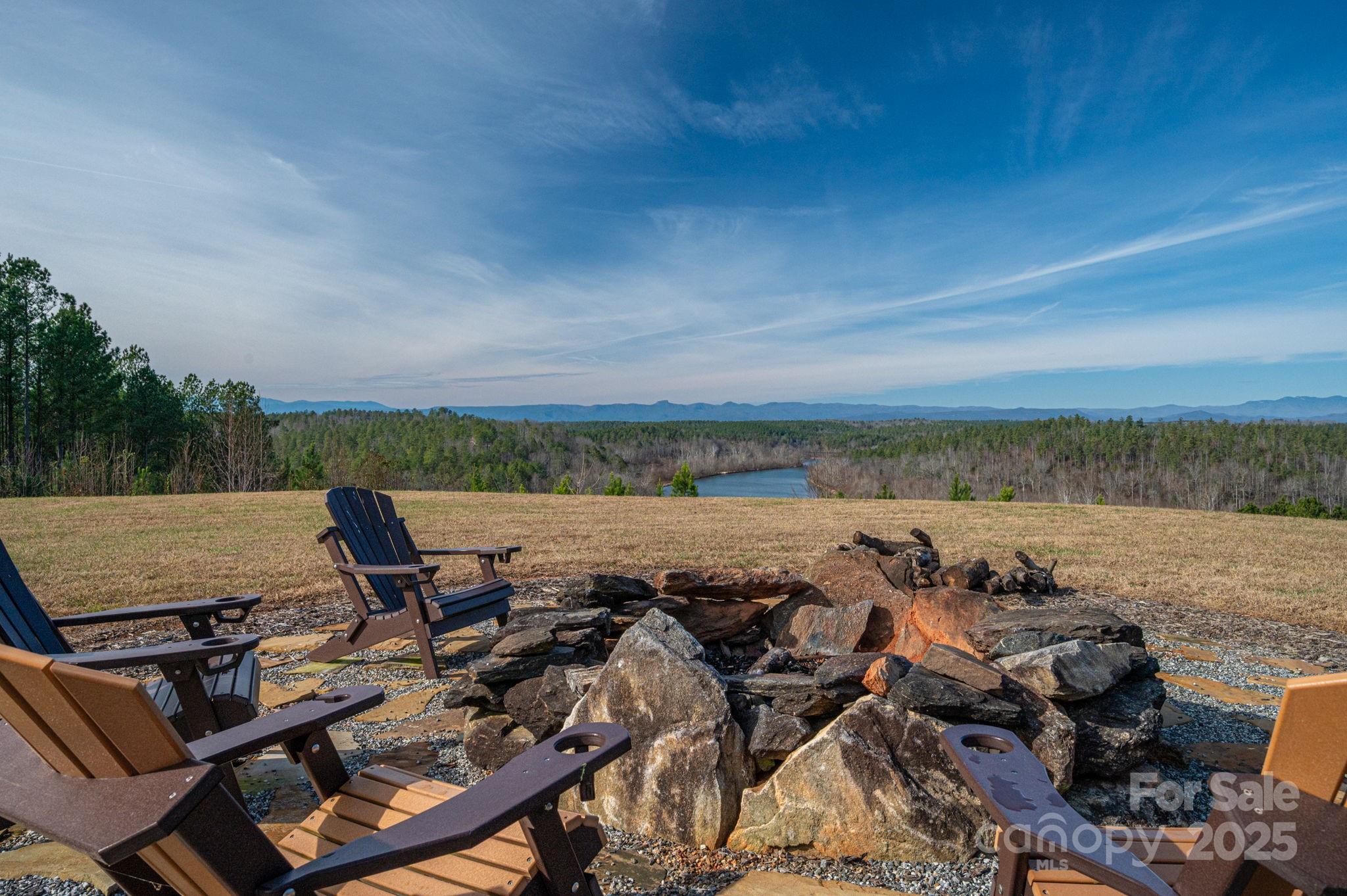 125 Catawba Cove Drive NW