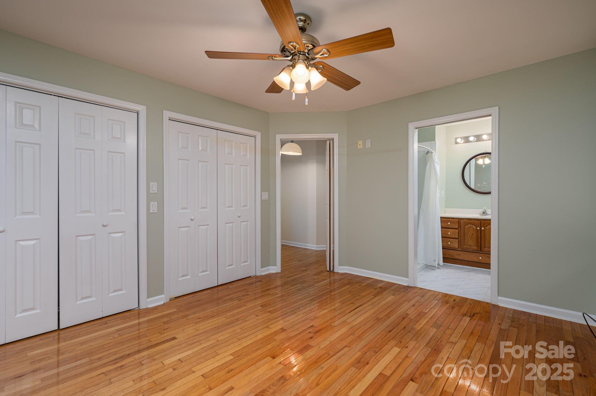 2541 Grandview Circle SW