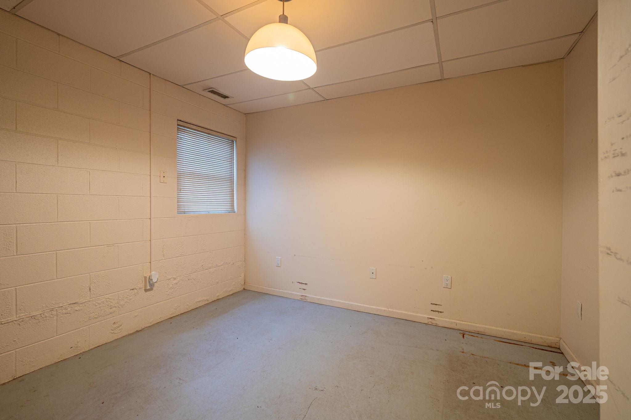 2541 Grandview Circle SW