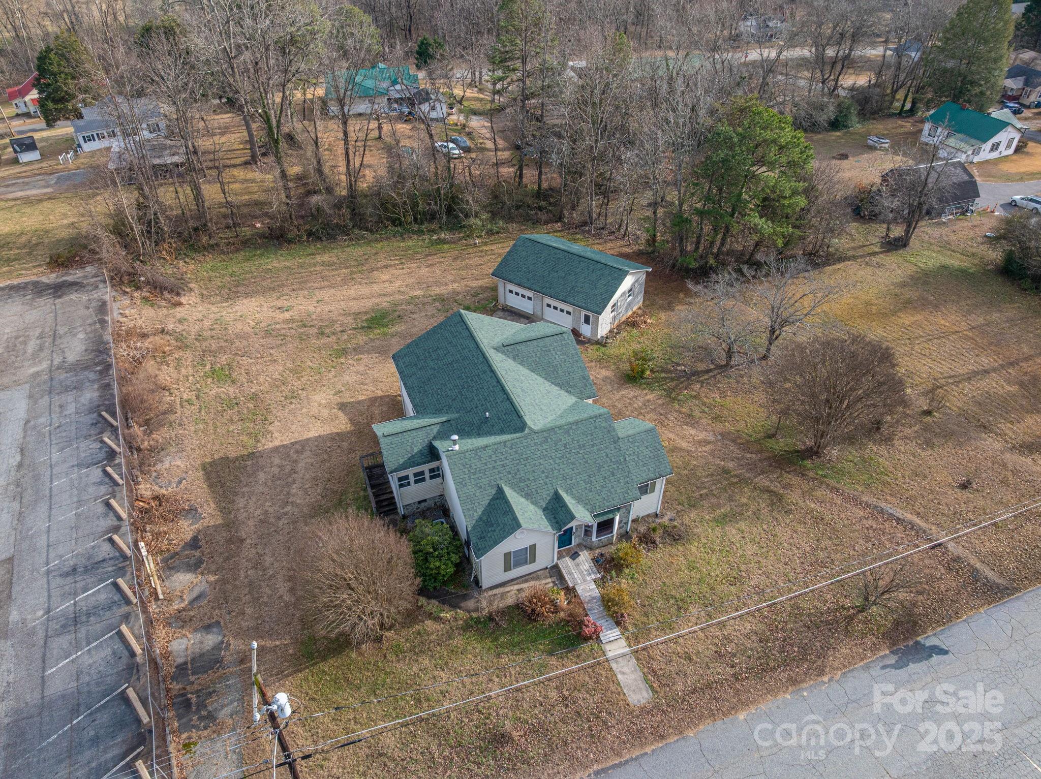 2541 Grandview Circle SW