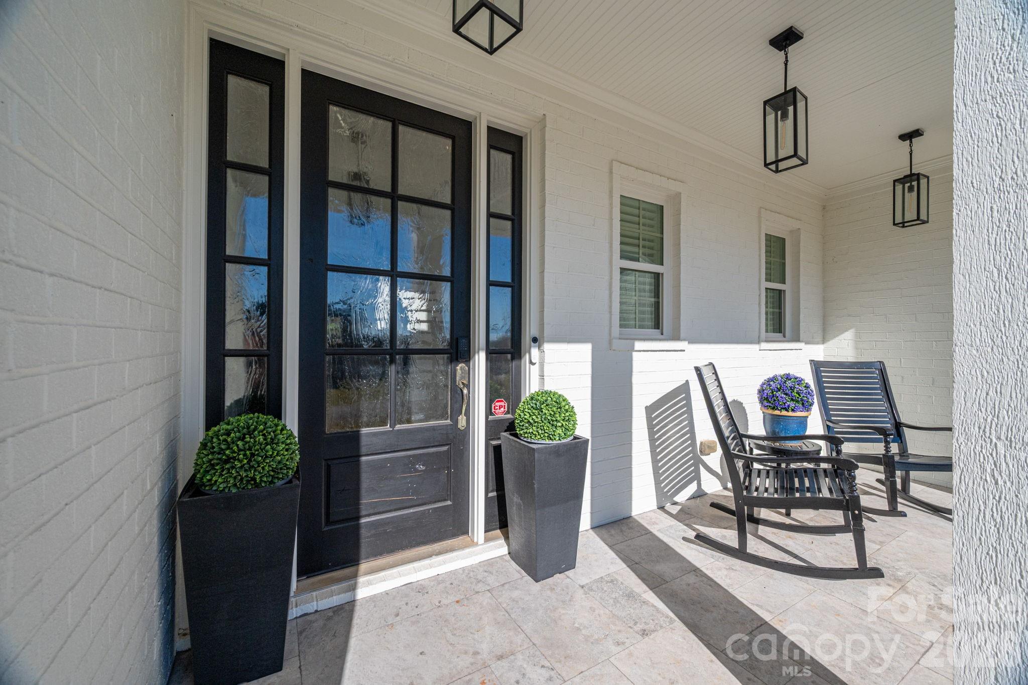 205 Walking Horse Trail