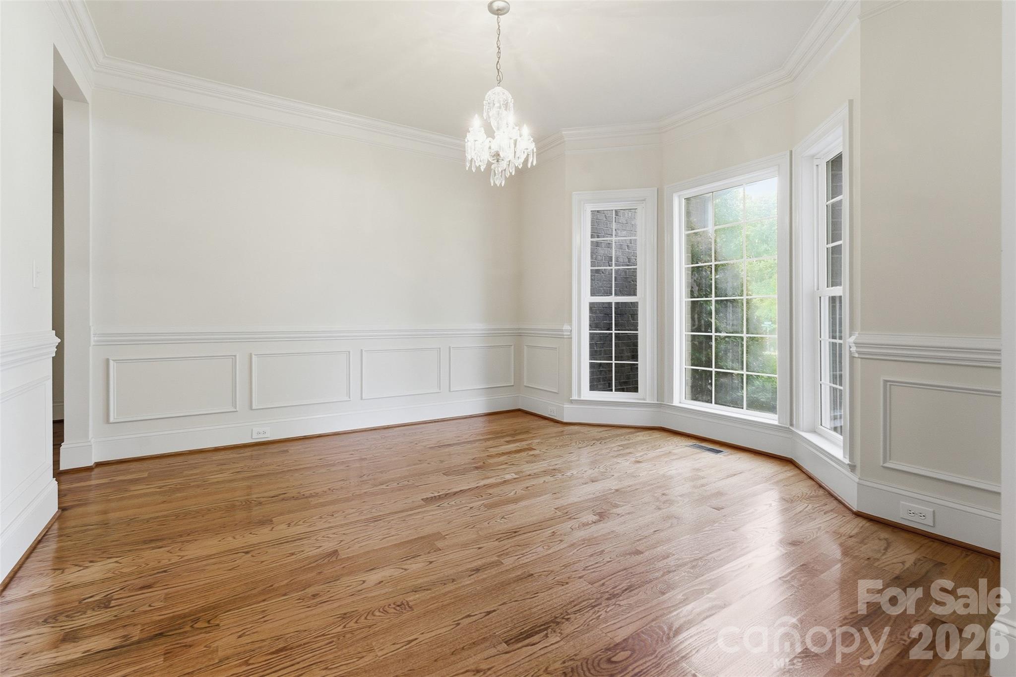 279 Woodstream Circle