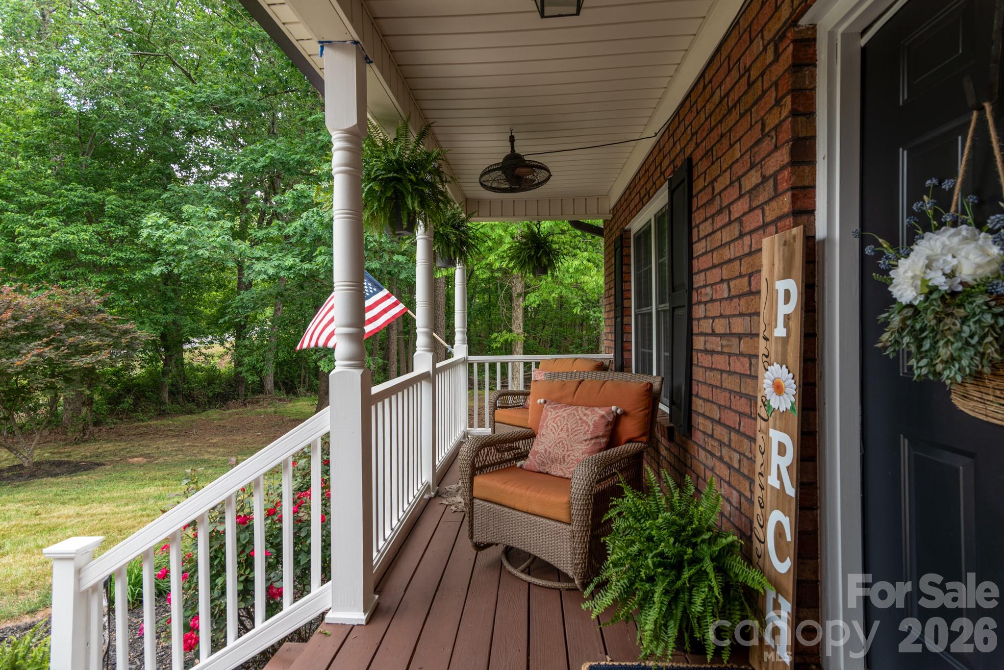 1091 ROLLINGWOOD Drive