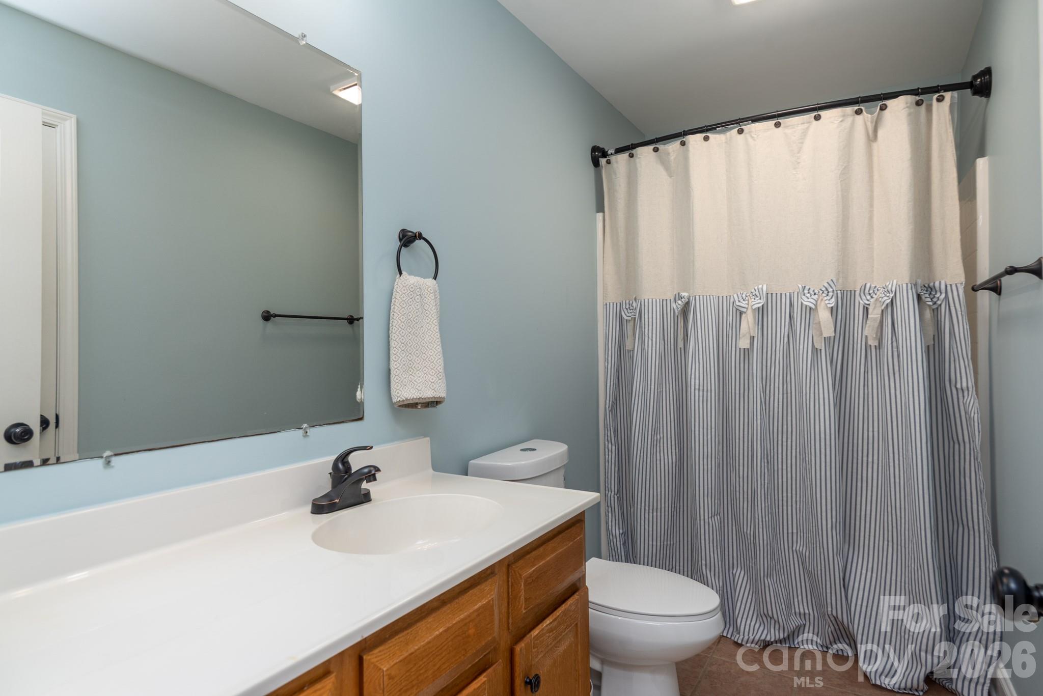1091 ROLLINGWOOD Drive