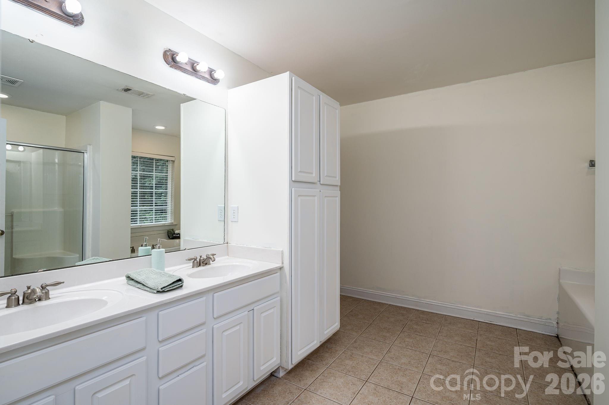 105 Tanager Lane