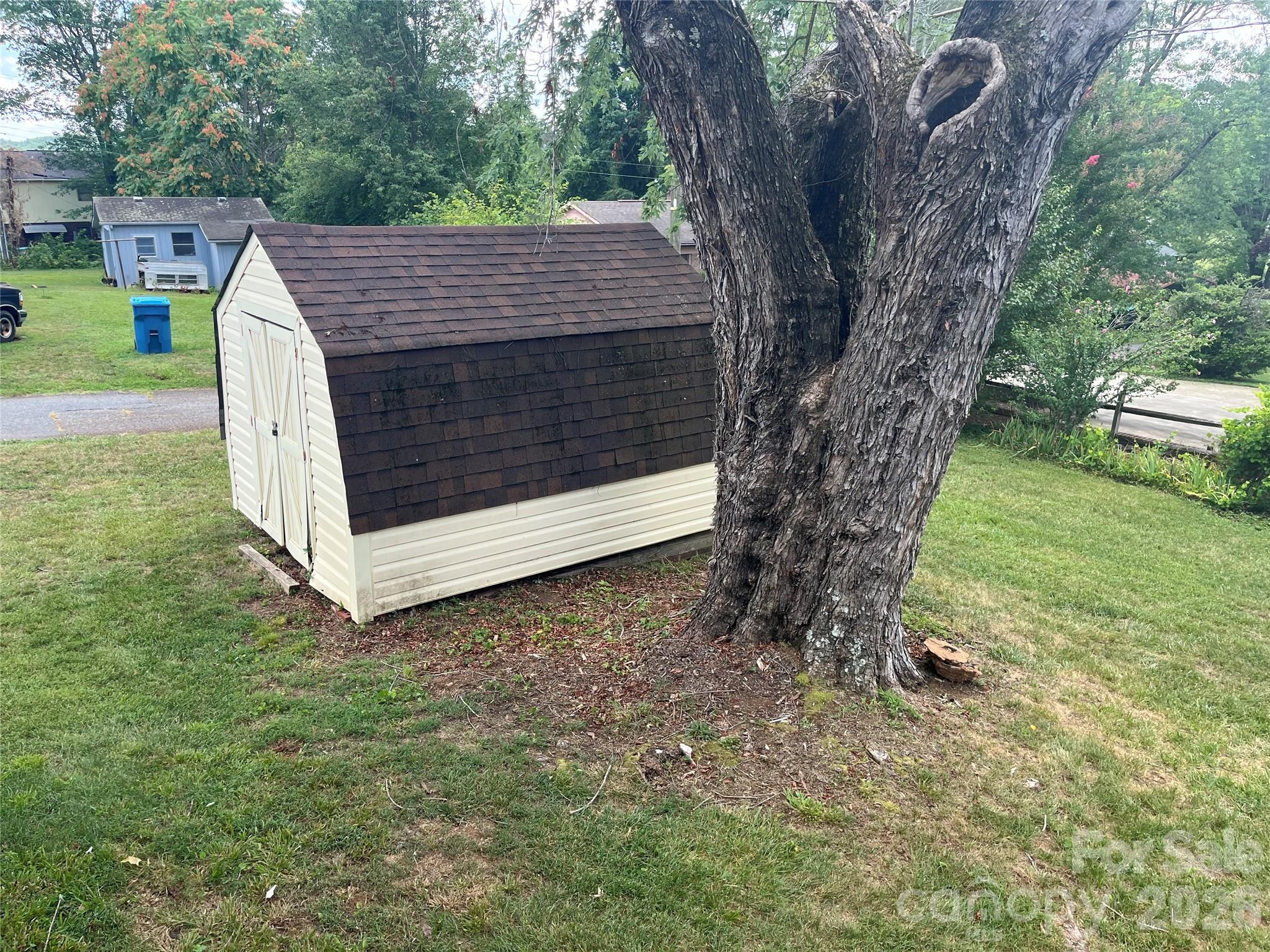 621 Legion Road