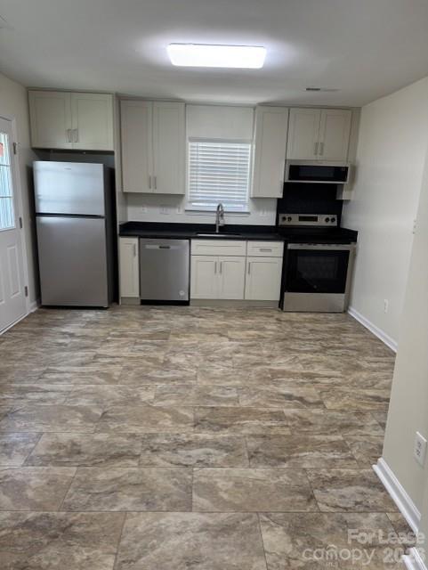 102 Winding Canyon Drive