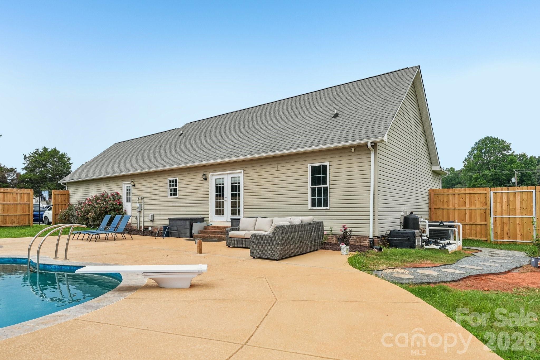 274 Cruse Road
