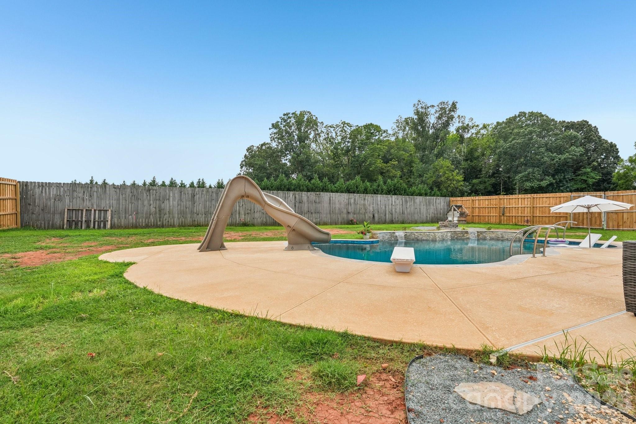 274 Cruse Road