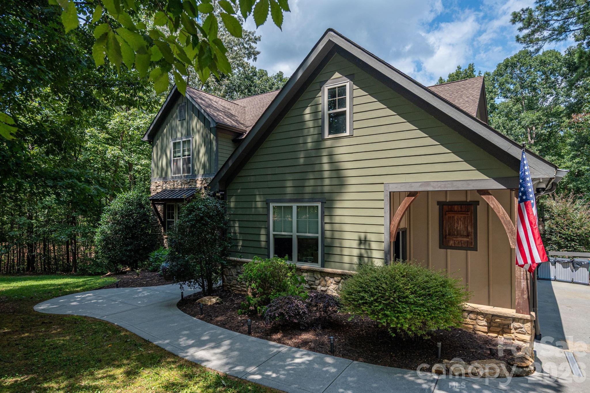 1903 Miners Creek Drive