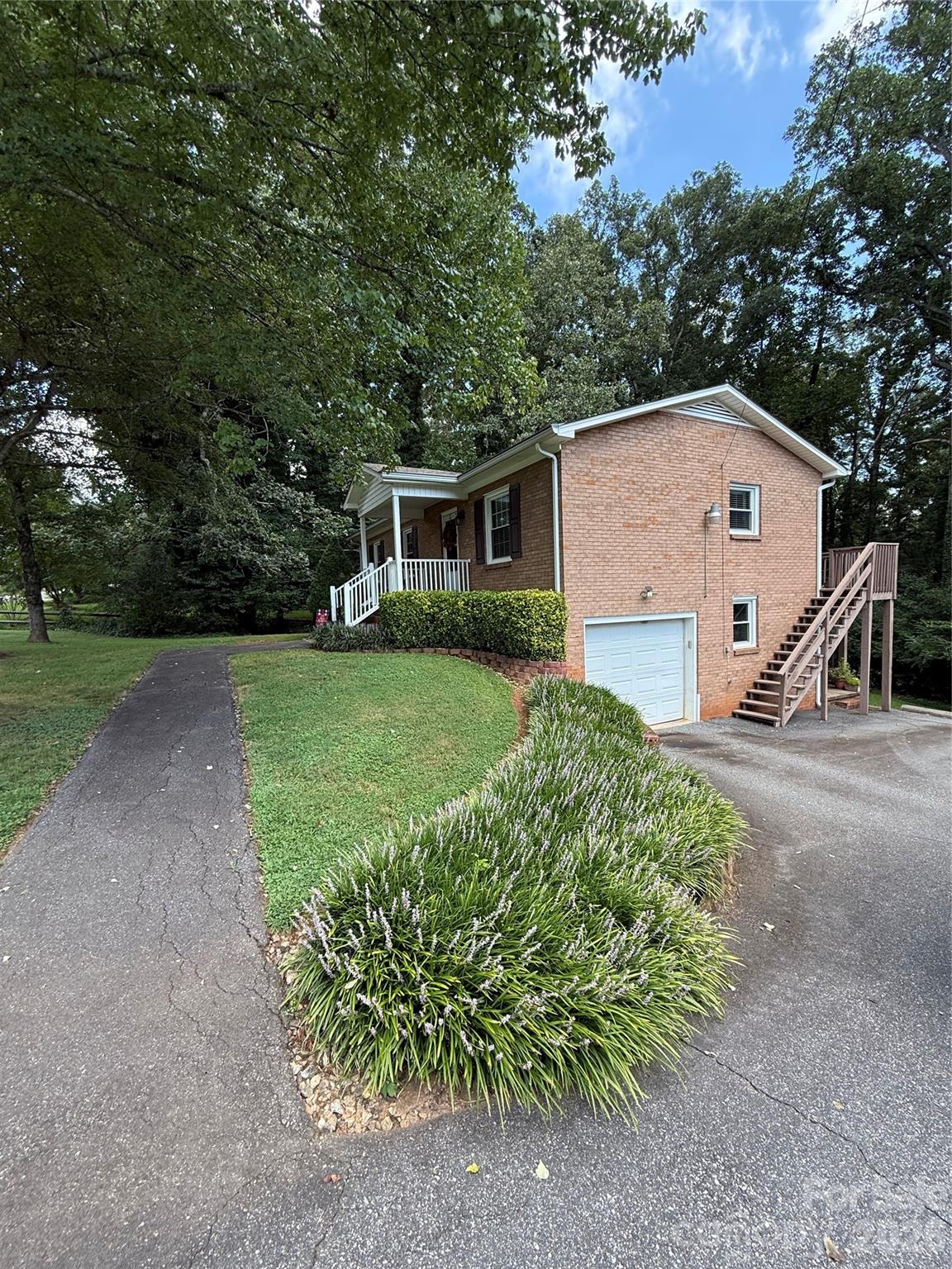 192 Heritage View Road